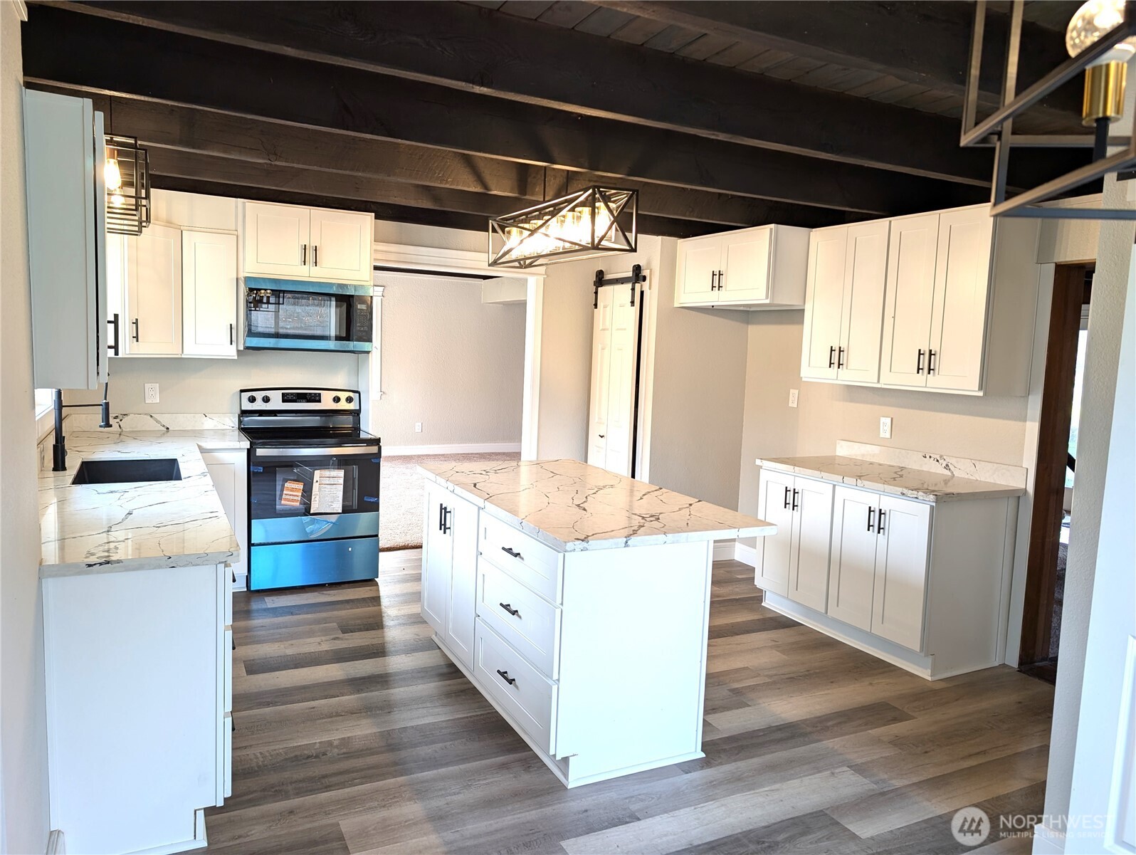 19503 22nd Avenue Property Photo 10