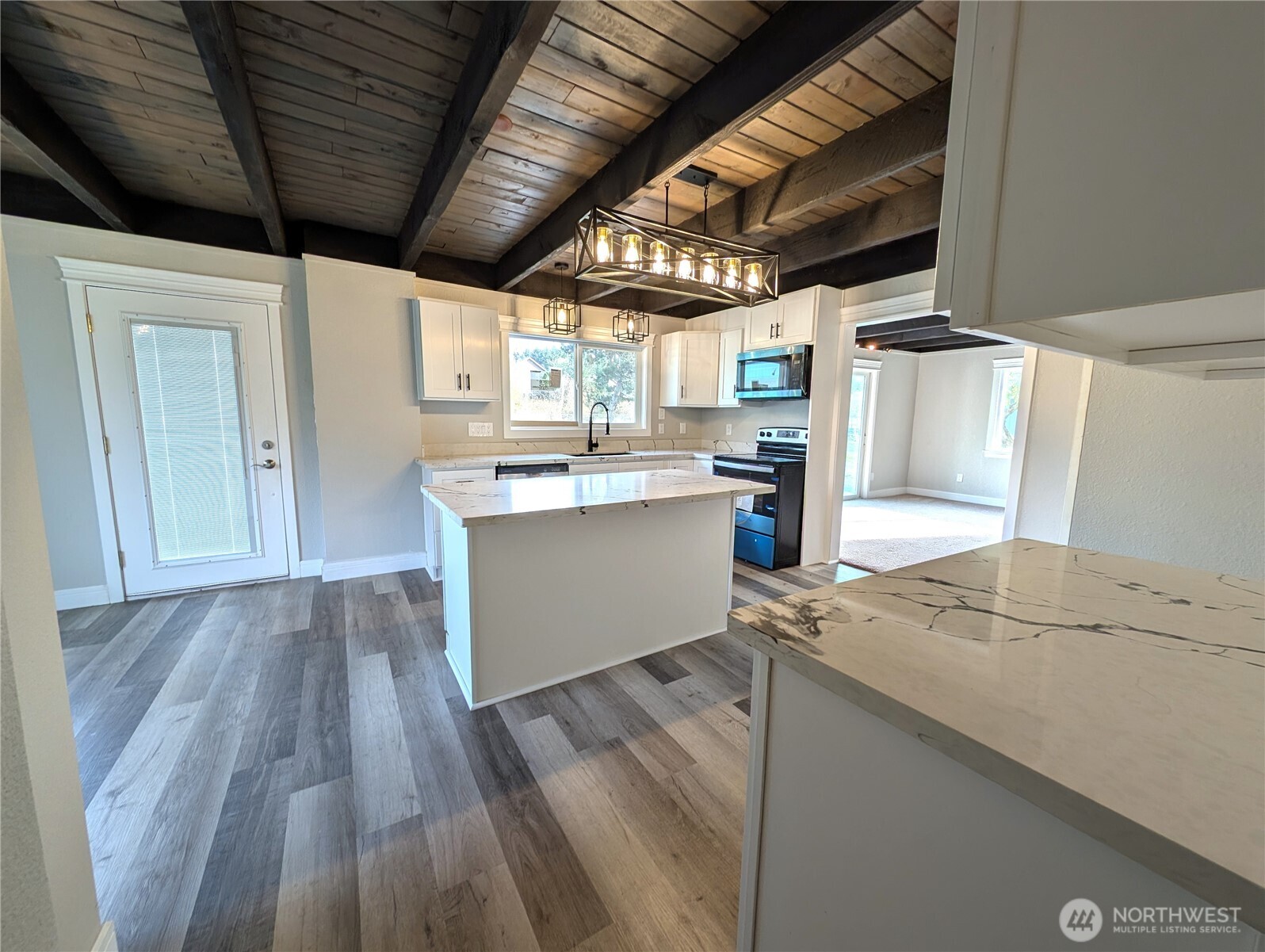 19503 22nd Avenue Property Photo 16