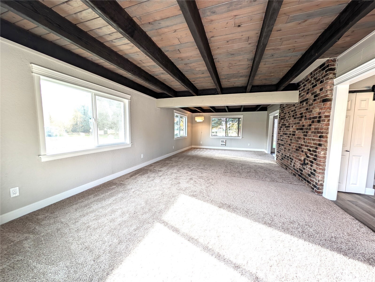 19503 22nd Avenue Property Photo 20