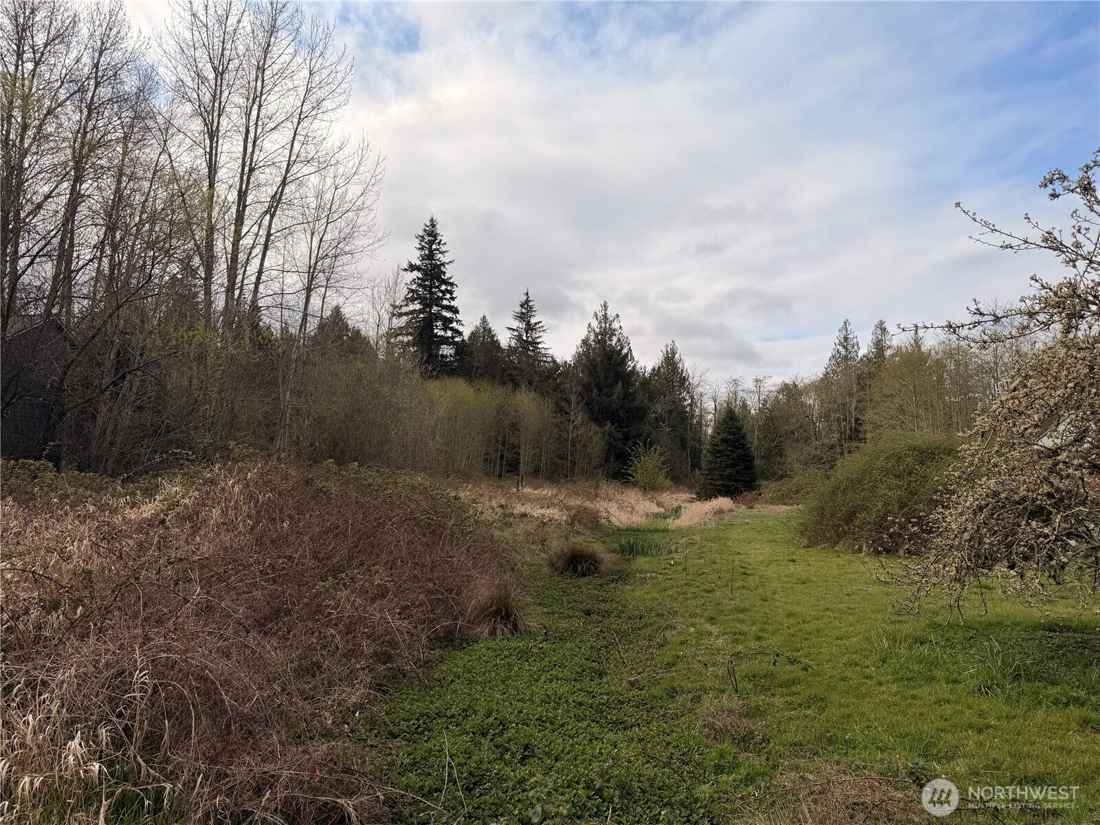 1932 Se Salmonberry Road Property Photo 1