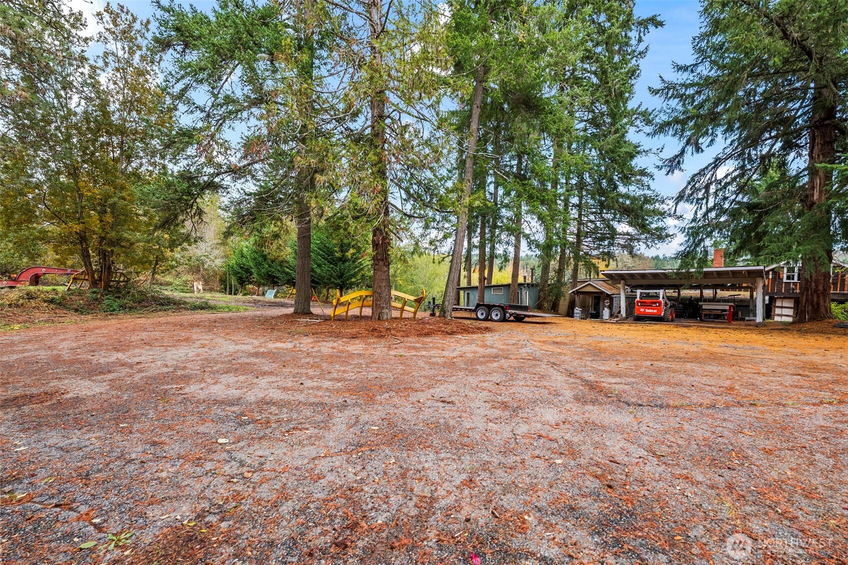 2707 50th Avenue Property Photo 9