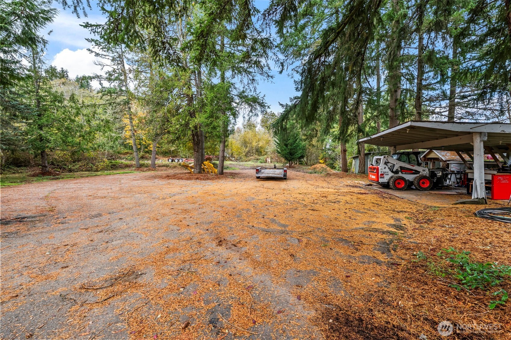 2707 50th Avenue Property Photo 11