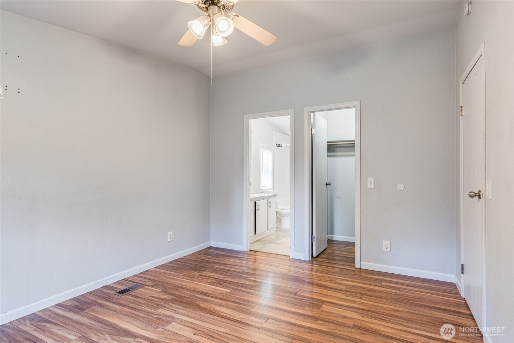 16016 11th Avenue Property Photo 11
