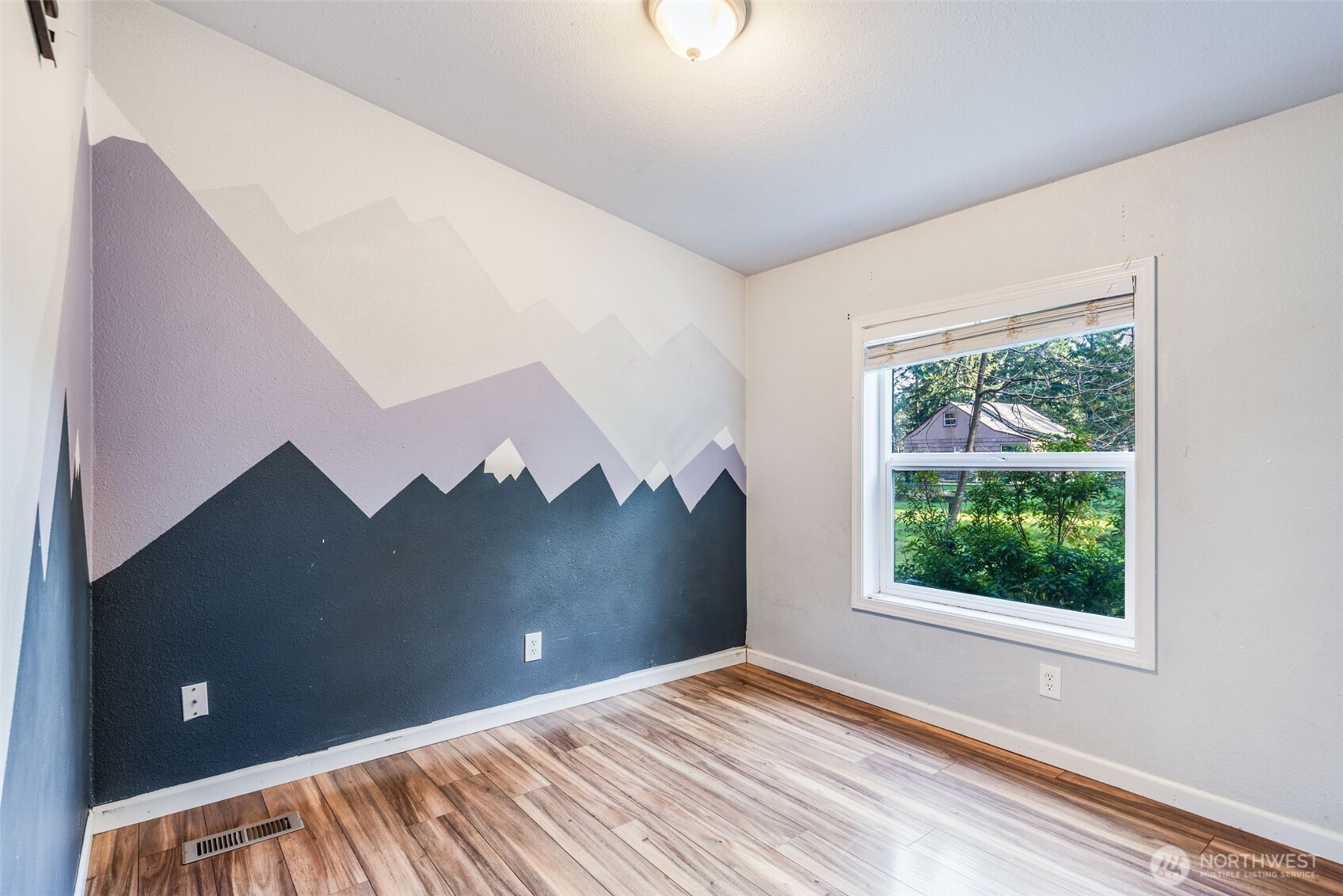 16016 11th Avenue Property Photo 14