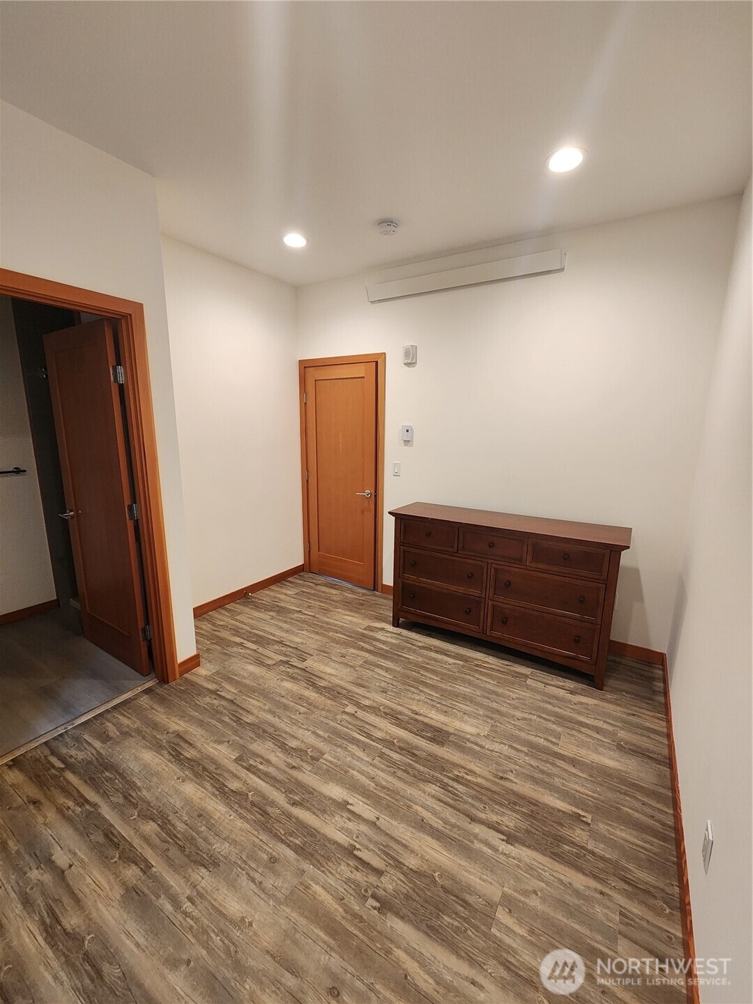 452 Pine Street Property Photo 14