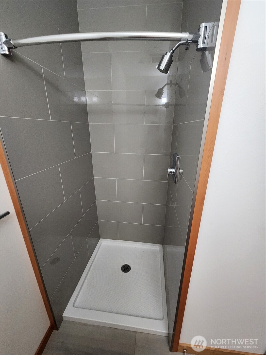 452 Pine Street Property Photo 15