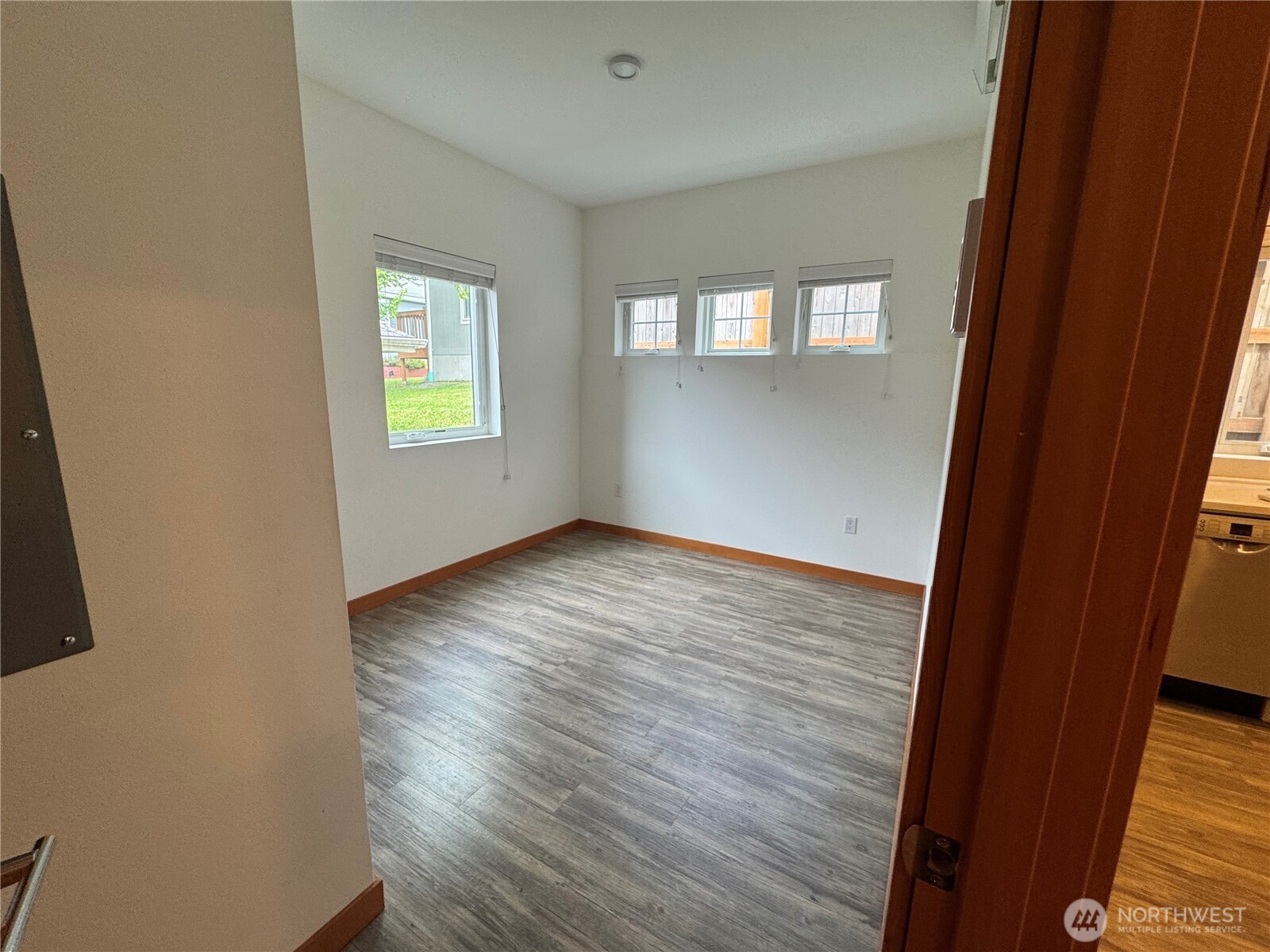 452 Pine Street Property Photo 26