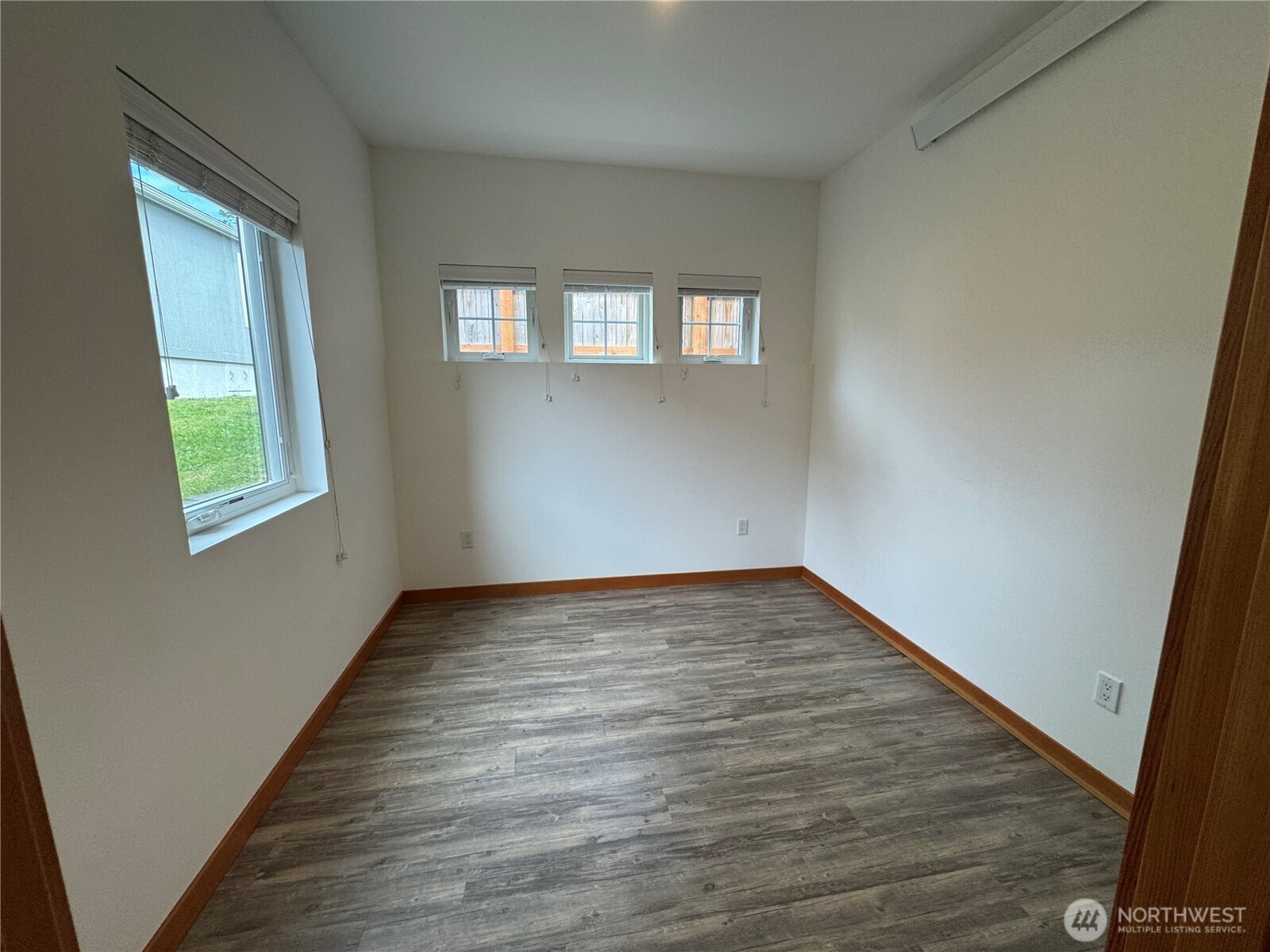 452 Pine Street Property Photo 31