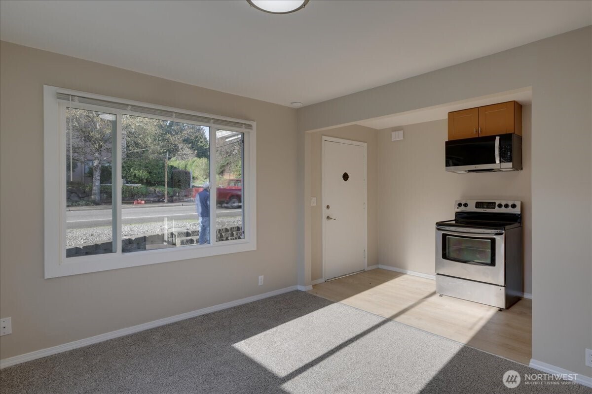 150 Hardie Avenue 1-6 Property Photo 4