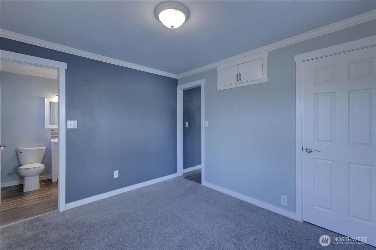 150 Hardie Avenue 1-6 Property Photo 9