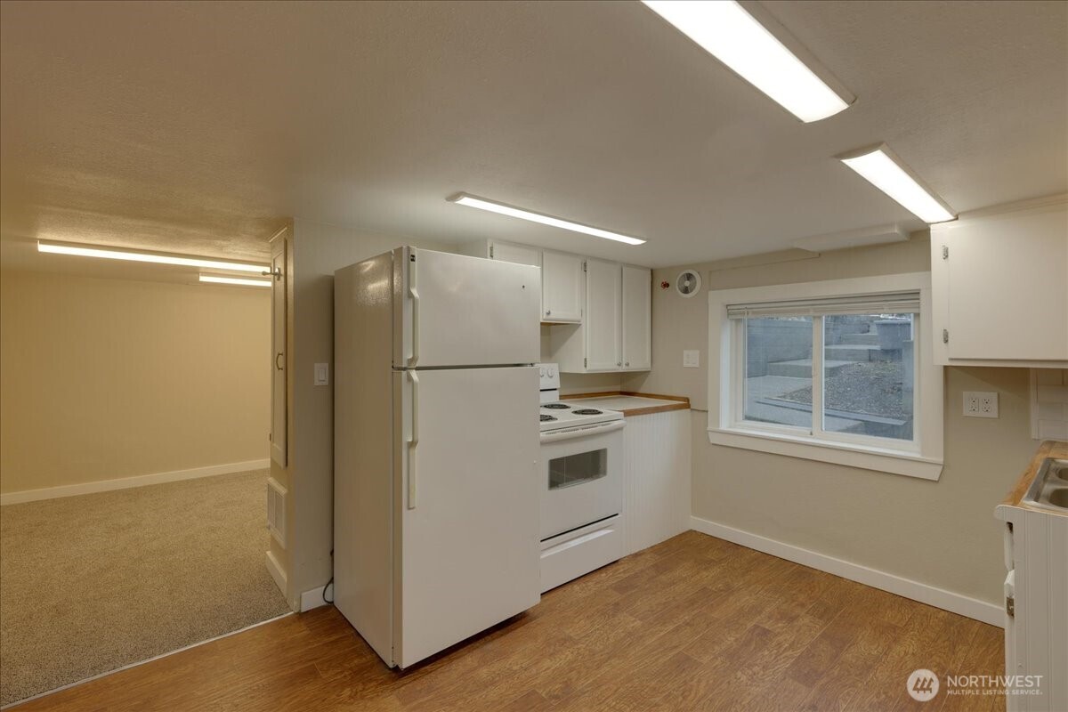 150 Hardie Avenue 1-6 Property Photo 21