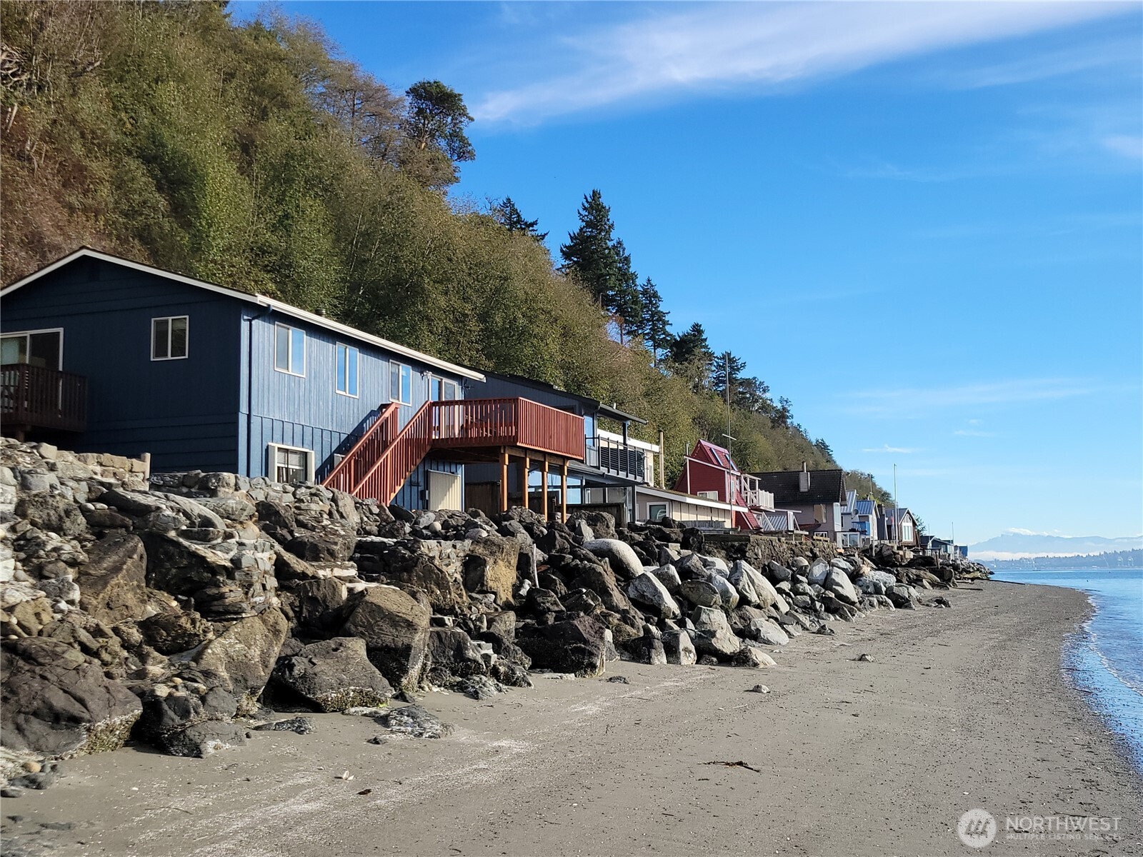 10 S Beach Drive Property Photo 1