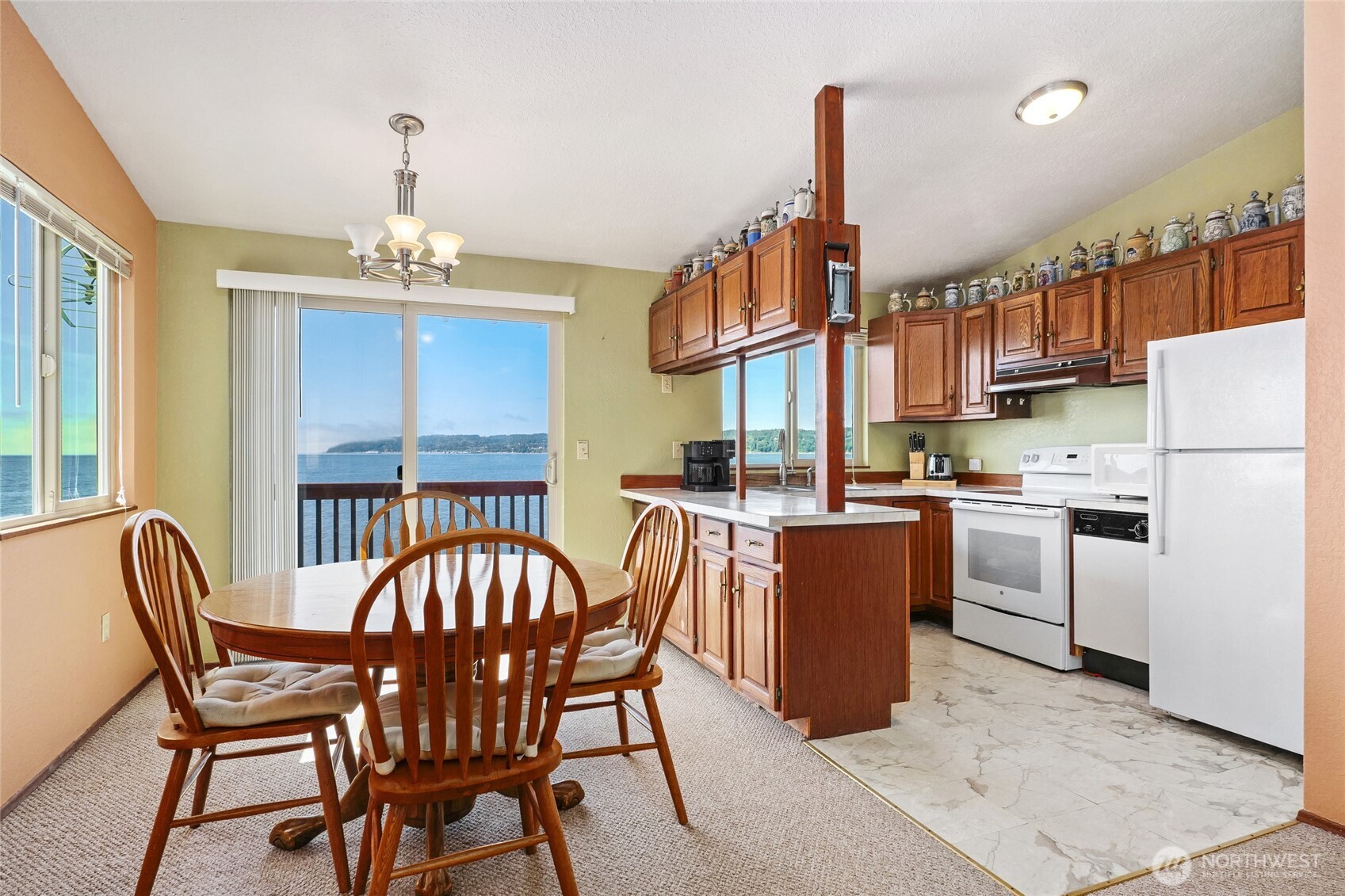 10 S Beach Drive Property Photo 8