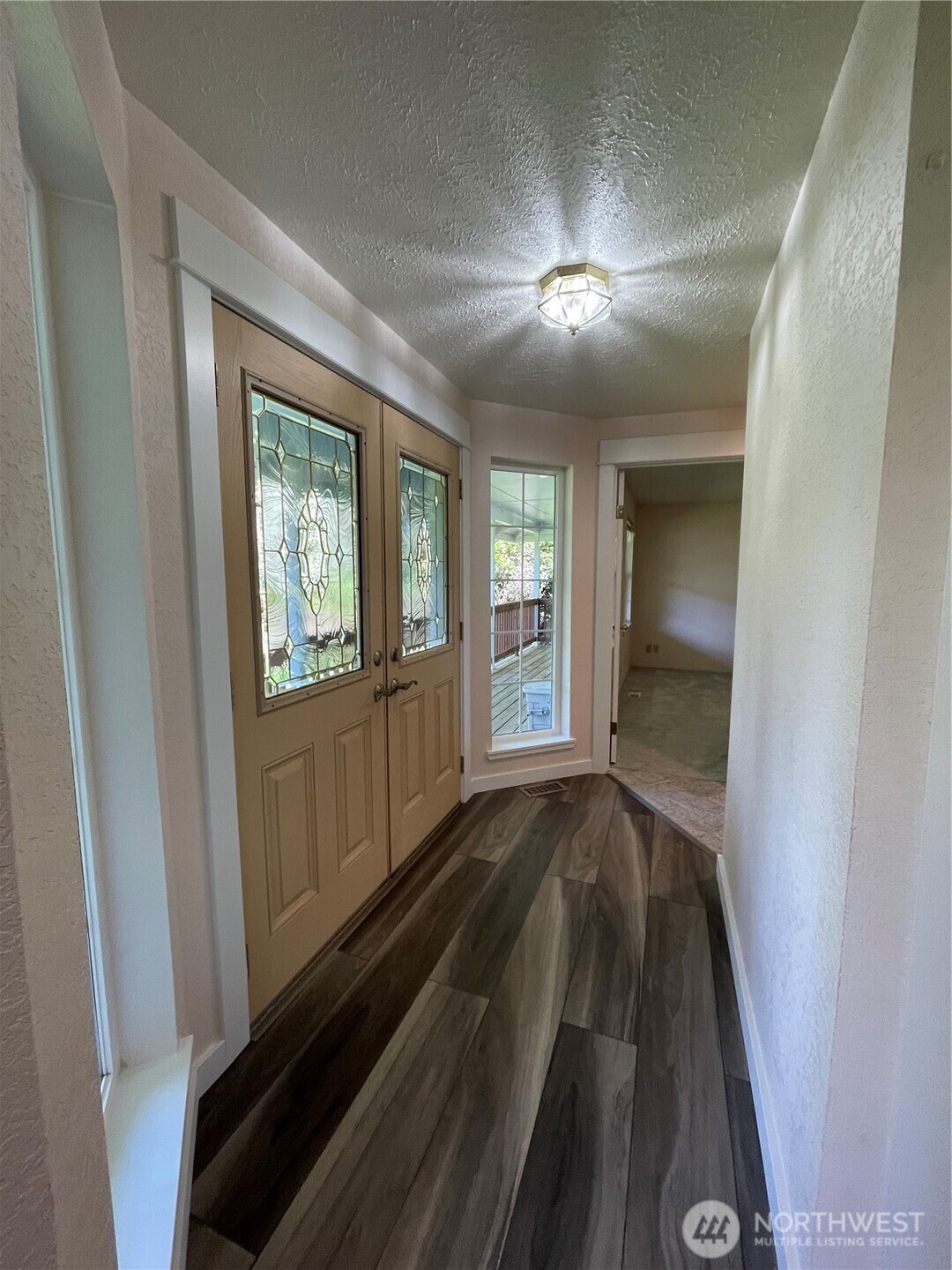 653 Sunset Avenue Property Photo 6