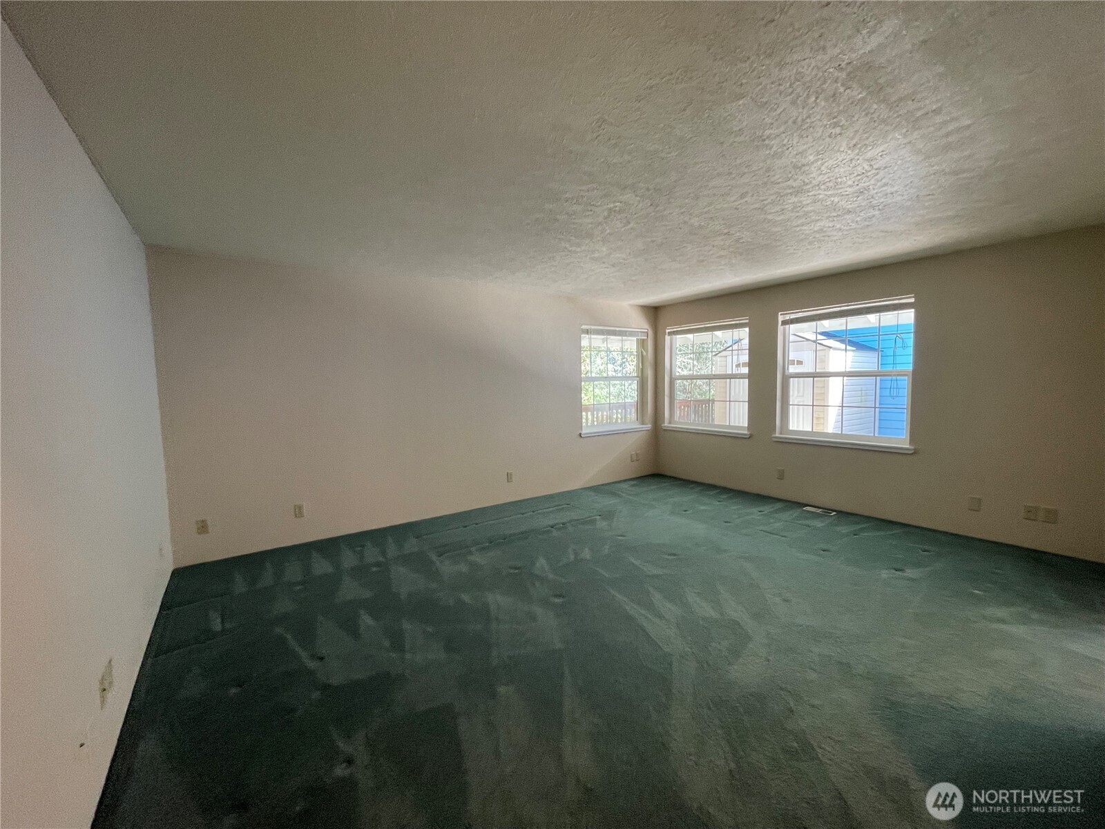 653 Sunset Avenue Property Photo 16