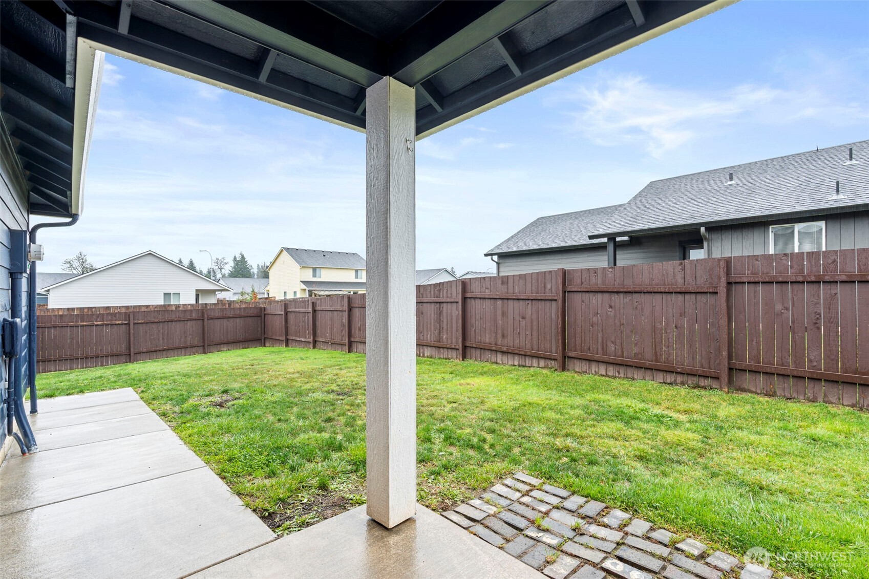404 Herren Avenue Property Photo 8