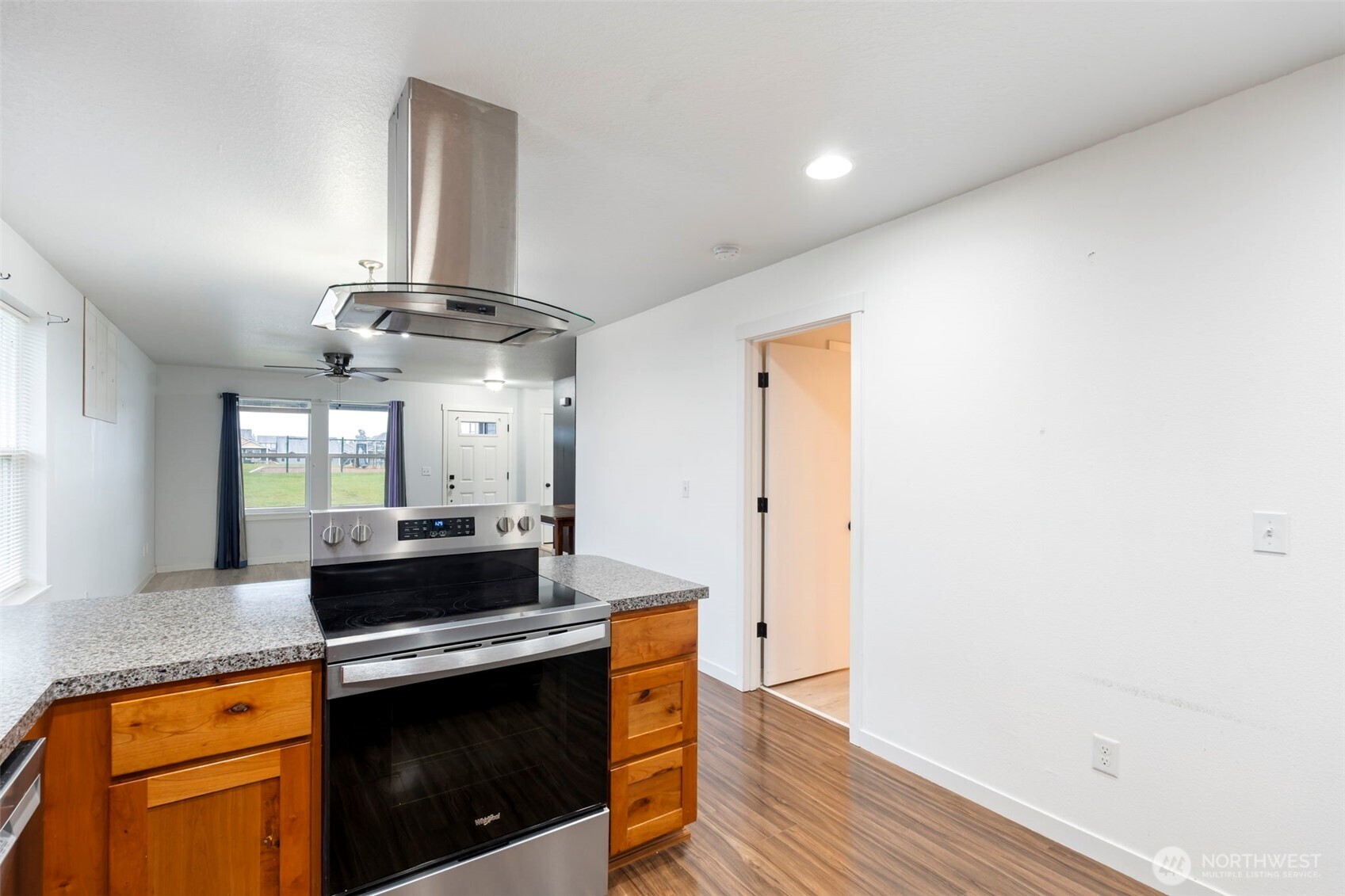 404 Herren Avenue Property Photo 19