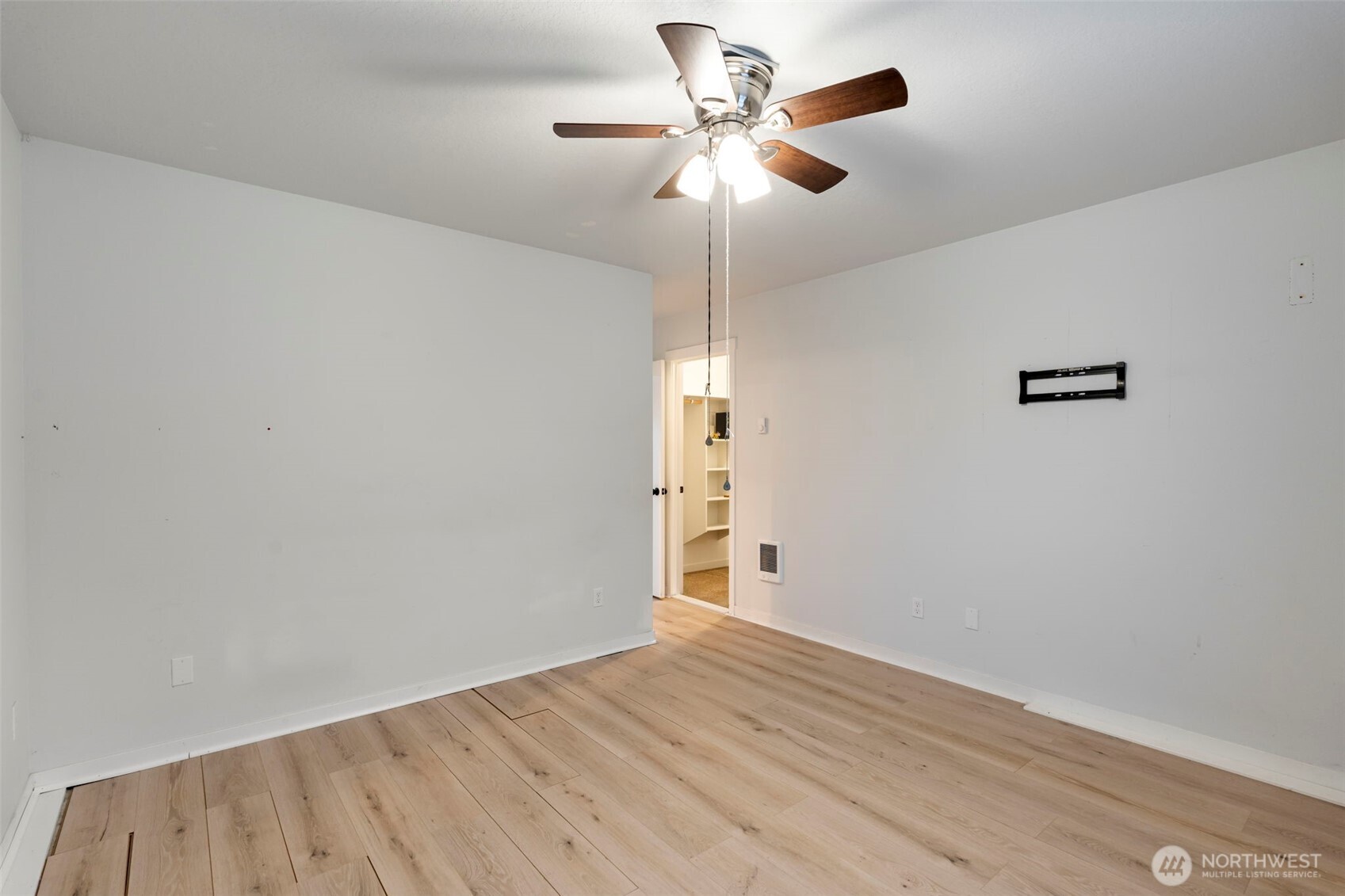 404 Herren Avenue Property Photo 27
