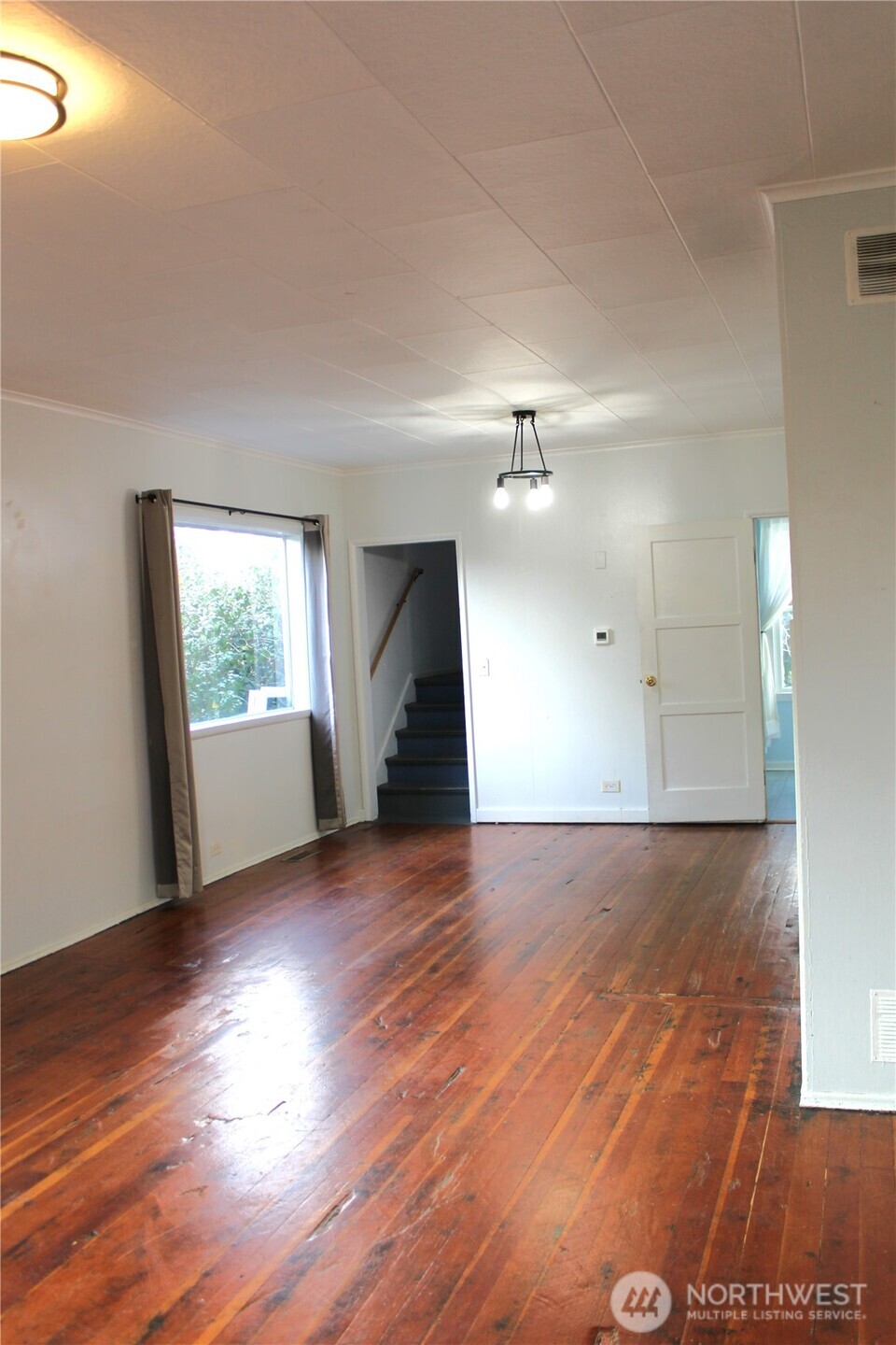 2735 Michigan Street Property Photo 3
