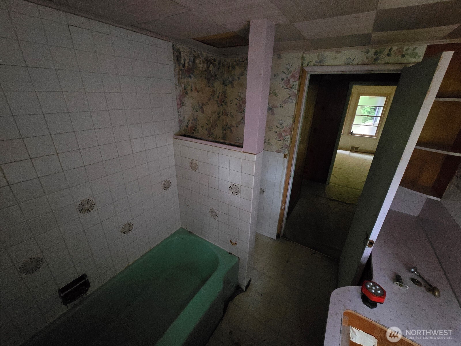 10415 Slater Avenue Property Photo 26