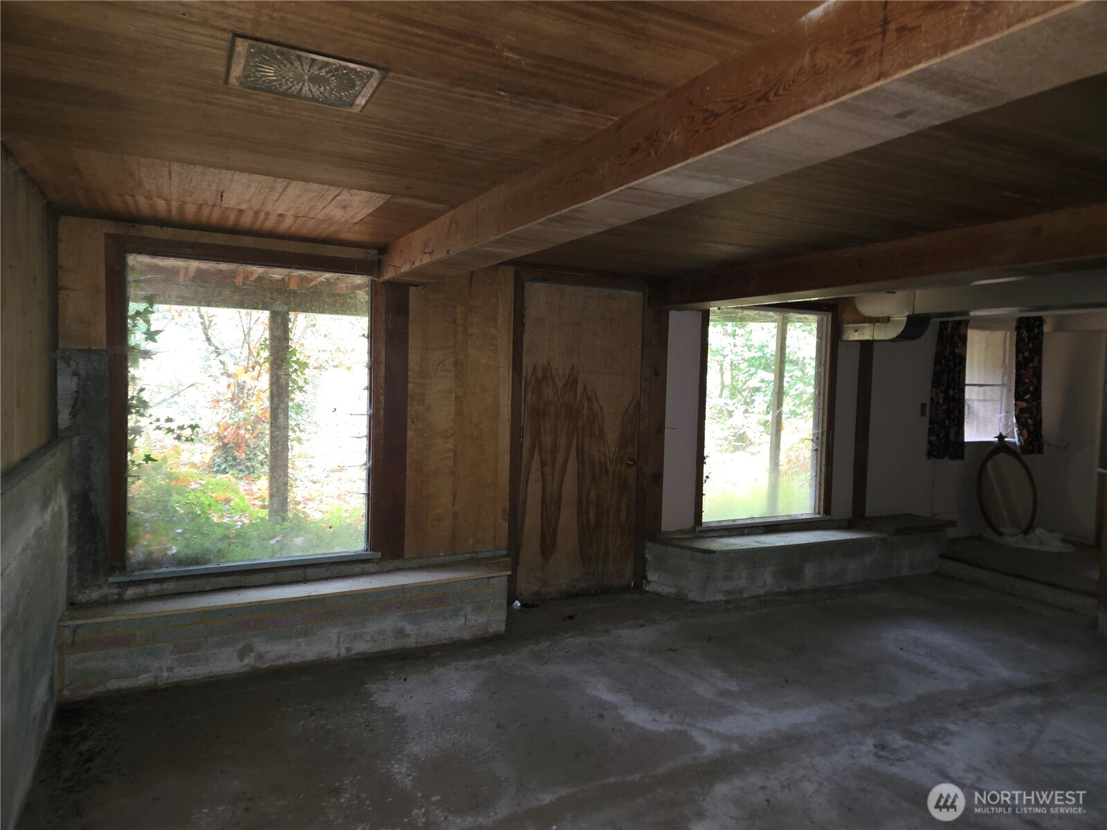 10415 Slater Avenue Property Photo 34