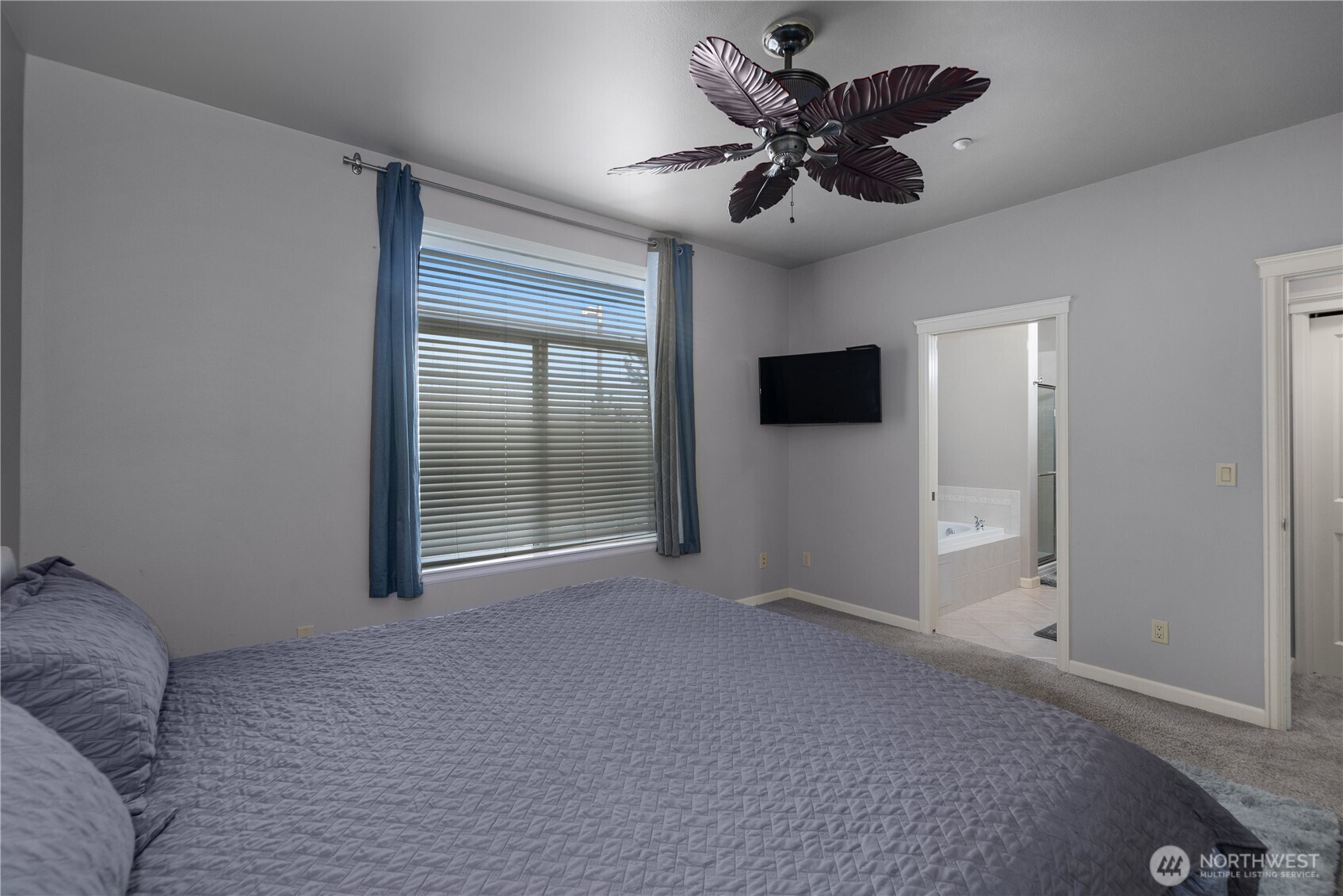 2440 S Steele Street 211 Property Photo 13