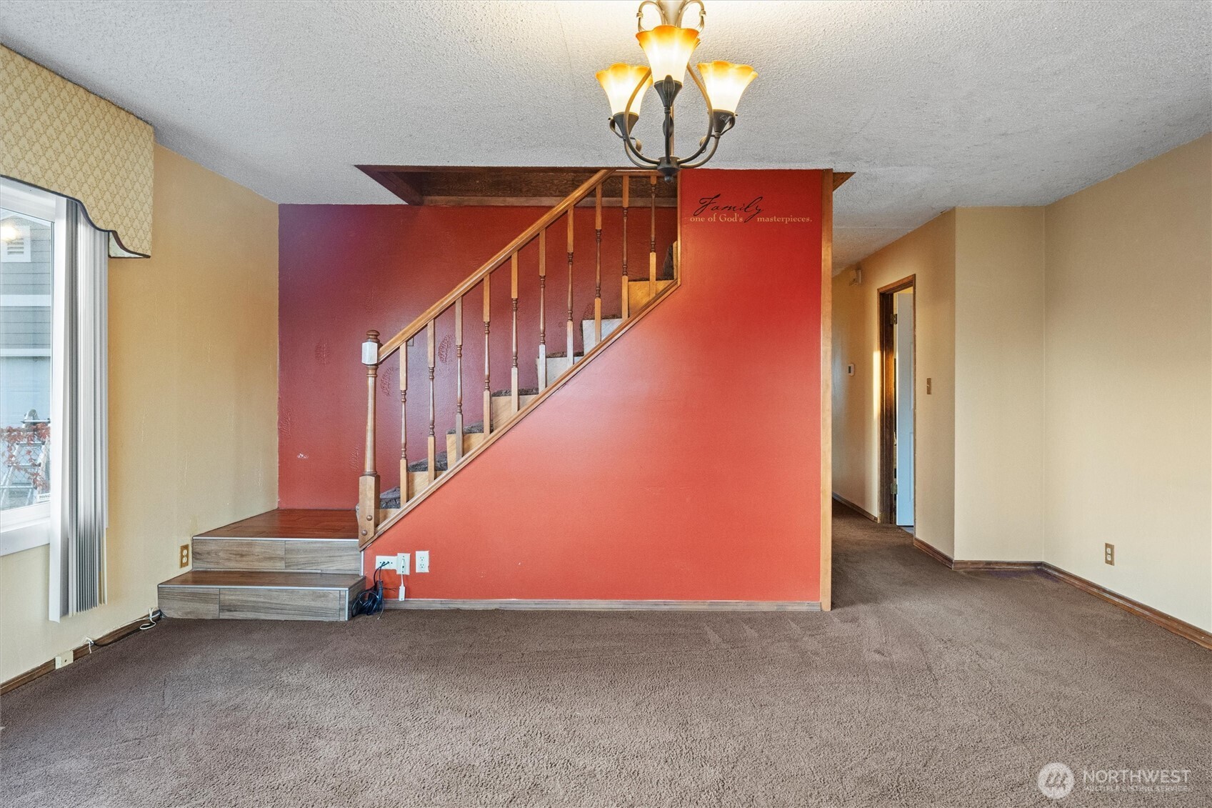 2208 W Spruce Property Photo 7