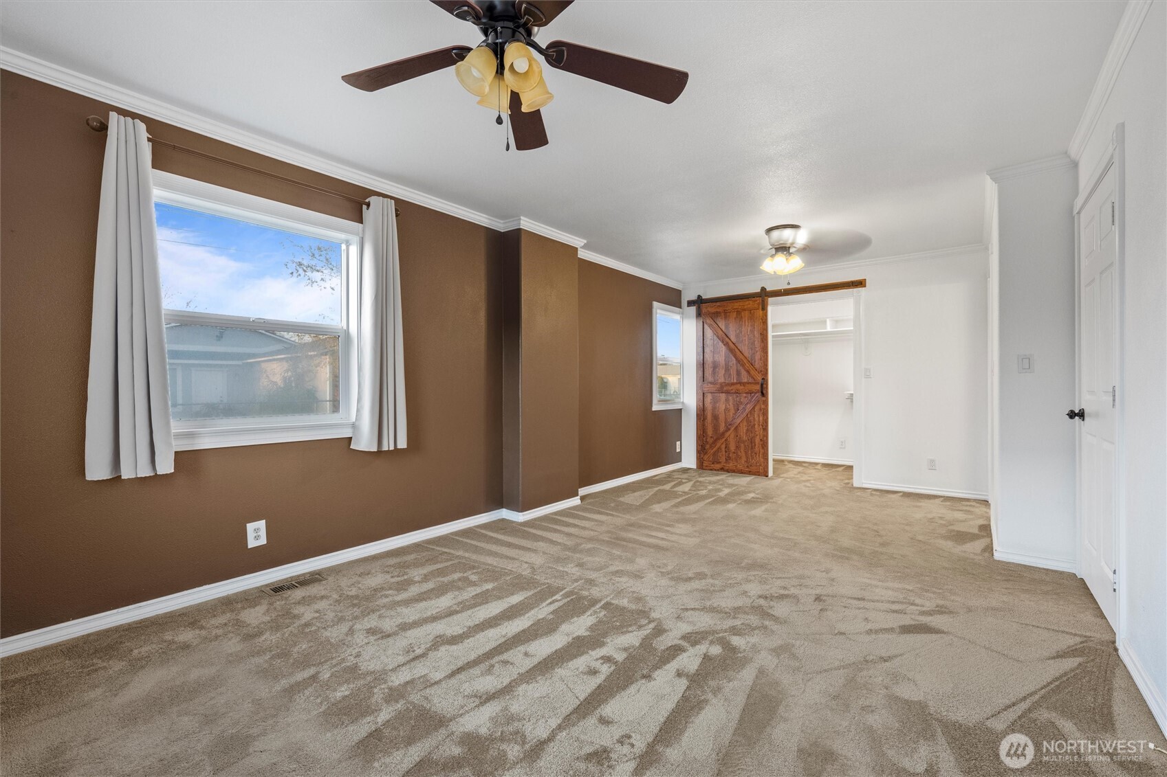 2208 W Spruce Property Photo 15