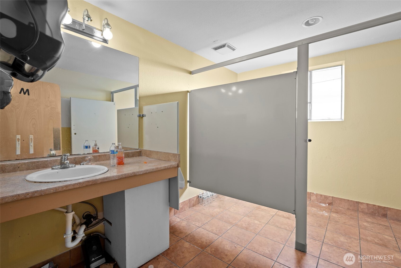 930 Se Pioneer Way Property Photo 25