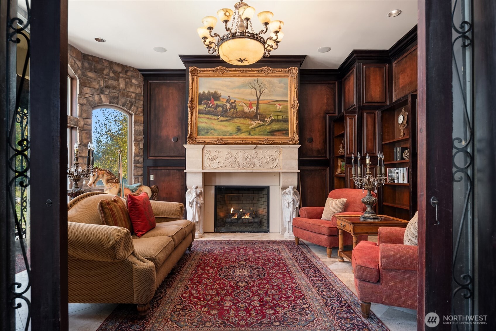 2456290 Property Photo 15