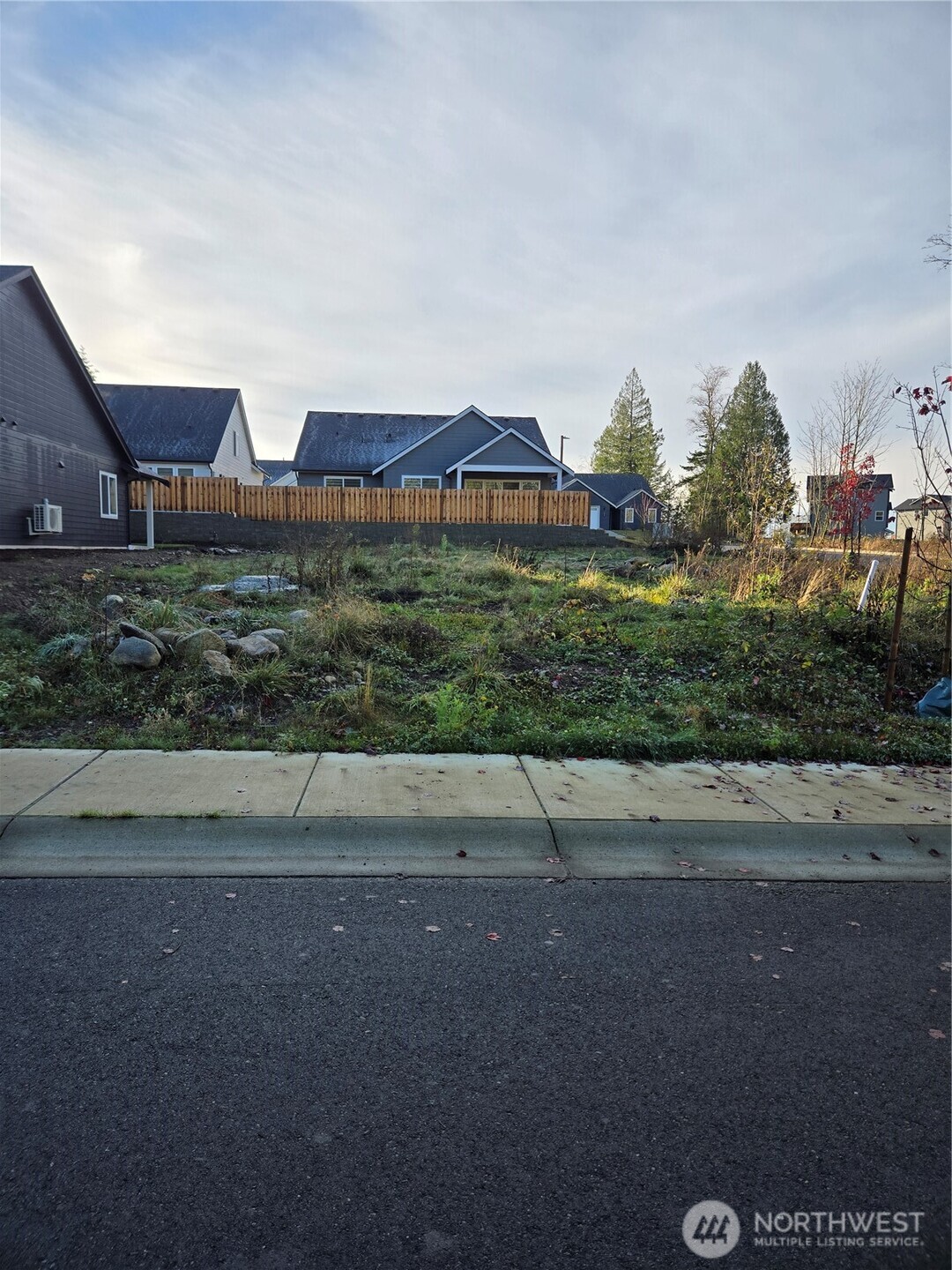 2811 Oleander Lane Street Property Photo 1