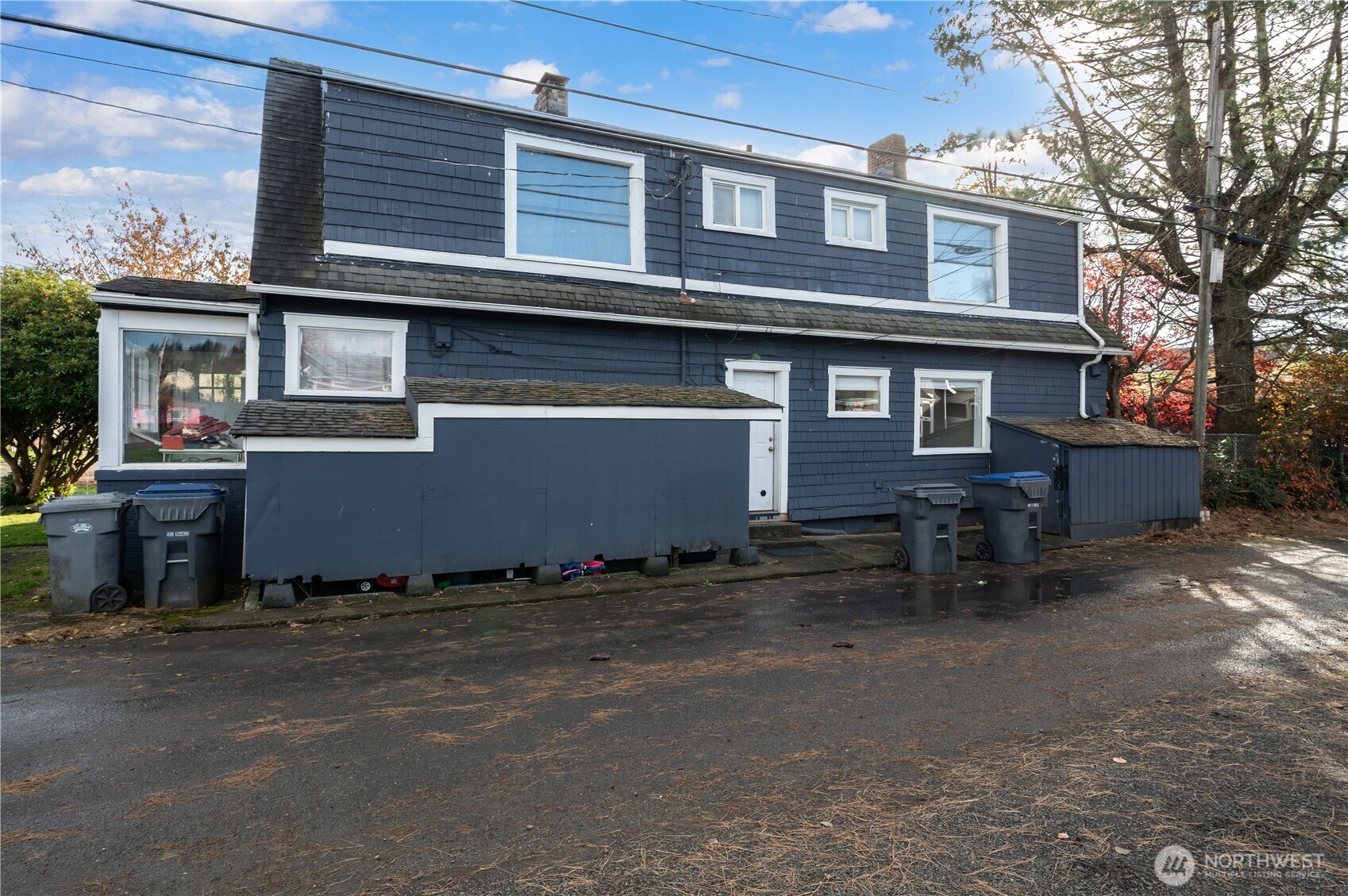 409 N M Street Property Photo 5
