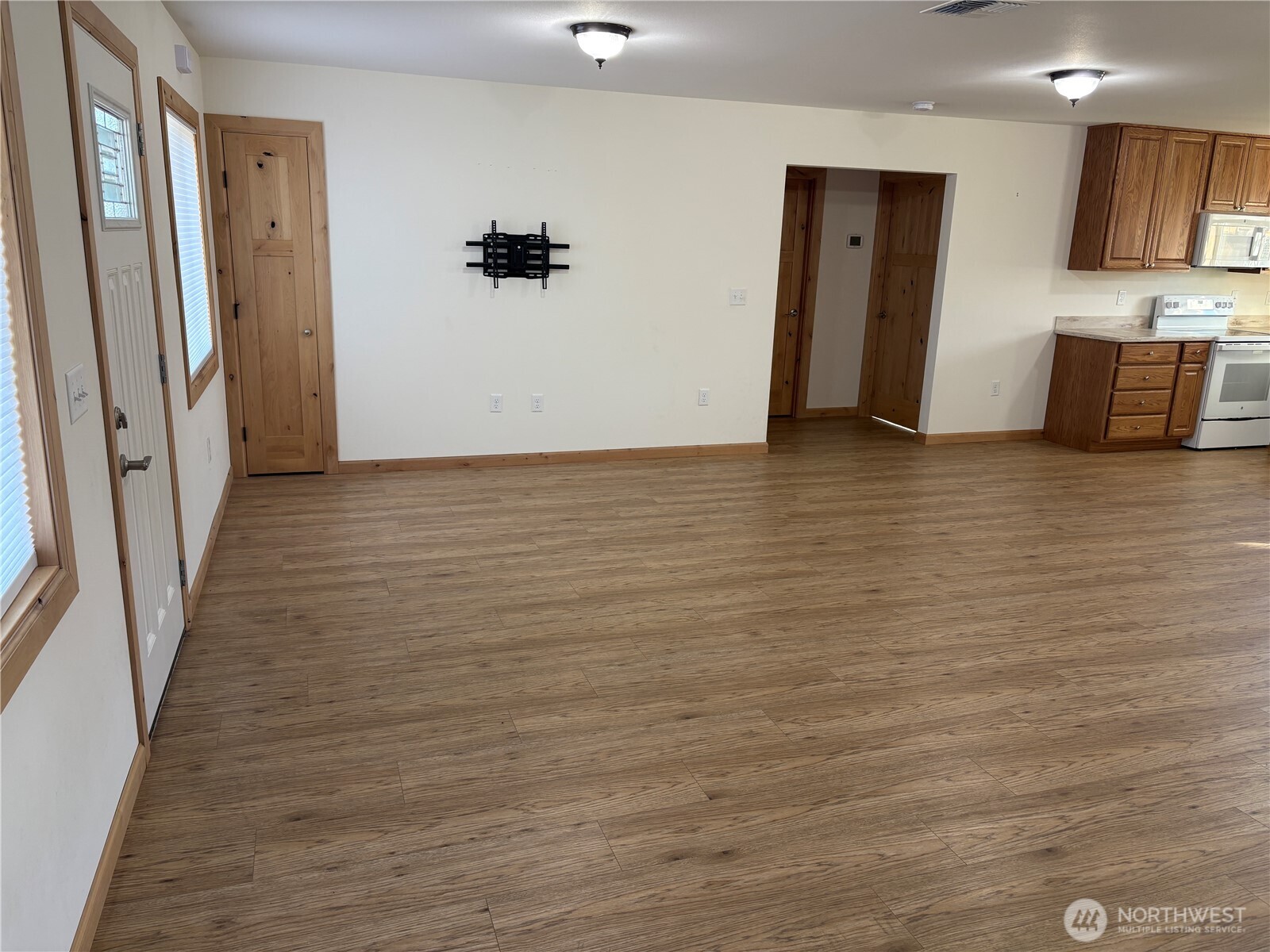 5 Red Apple Drive Property Photo 6