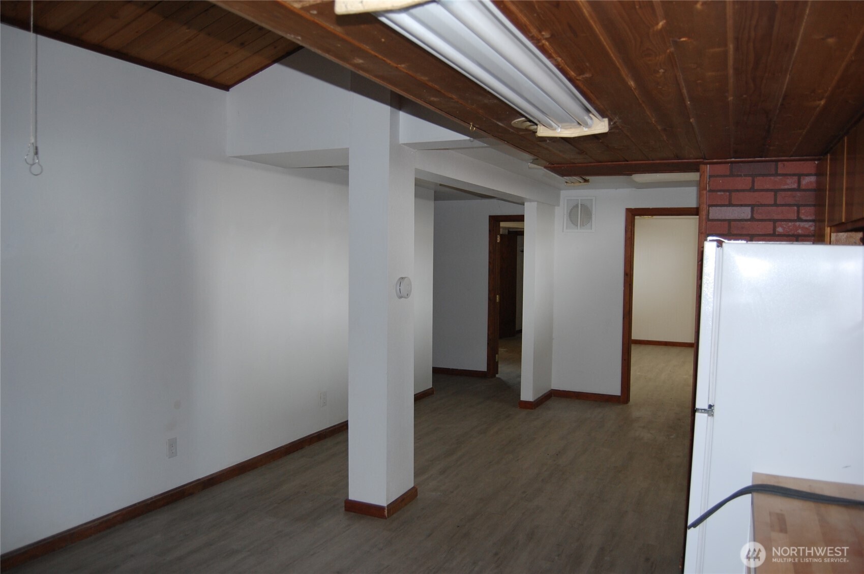 117 E Lake Street Property Photo 15