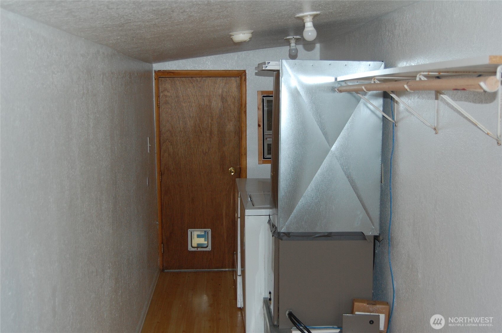 117 E Lake Street Property Photo 34