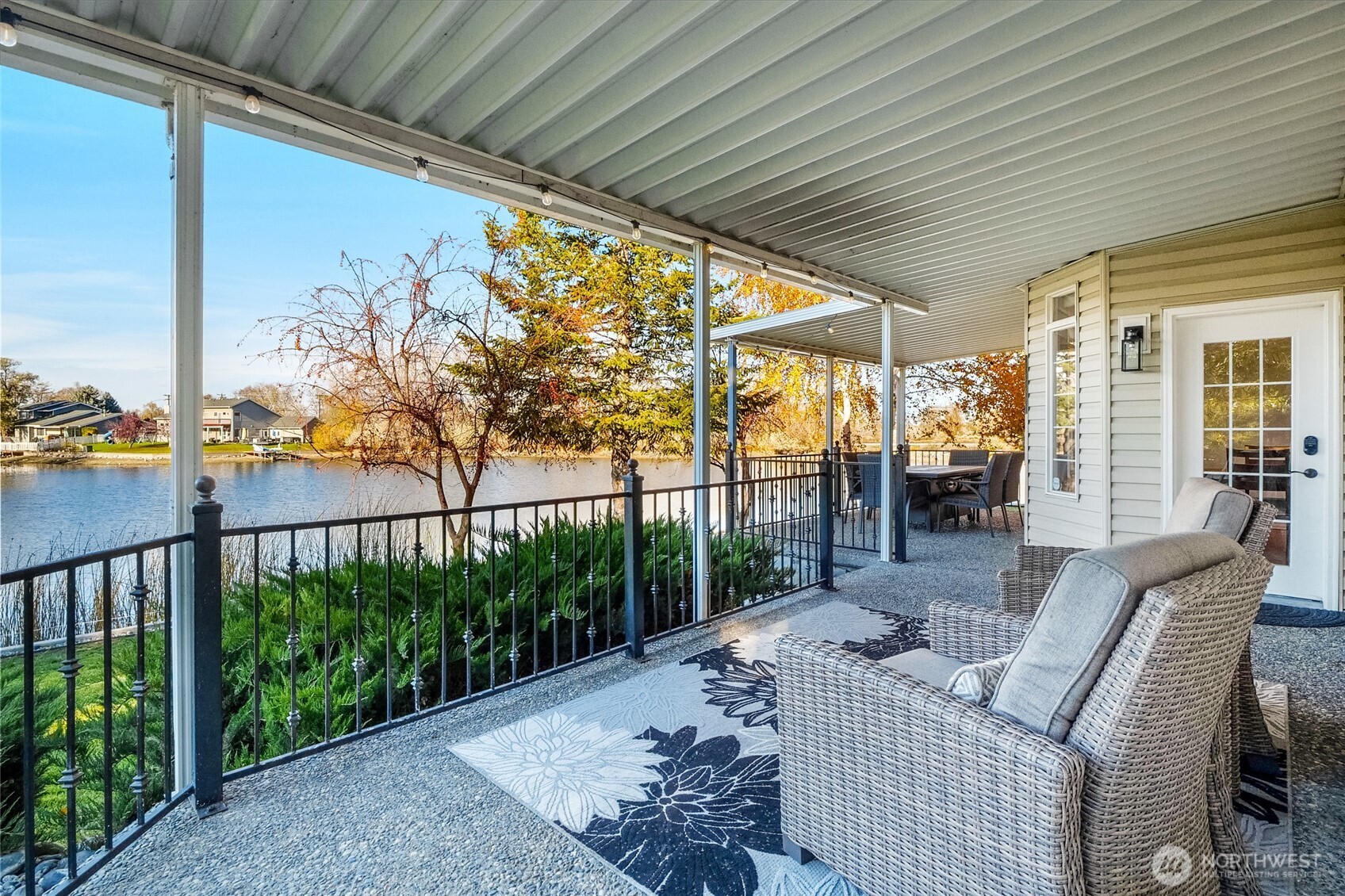 506 S Sandalwood Place Property Photo 3