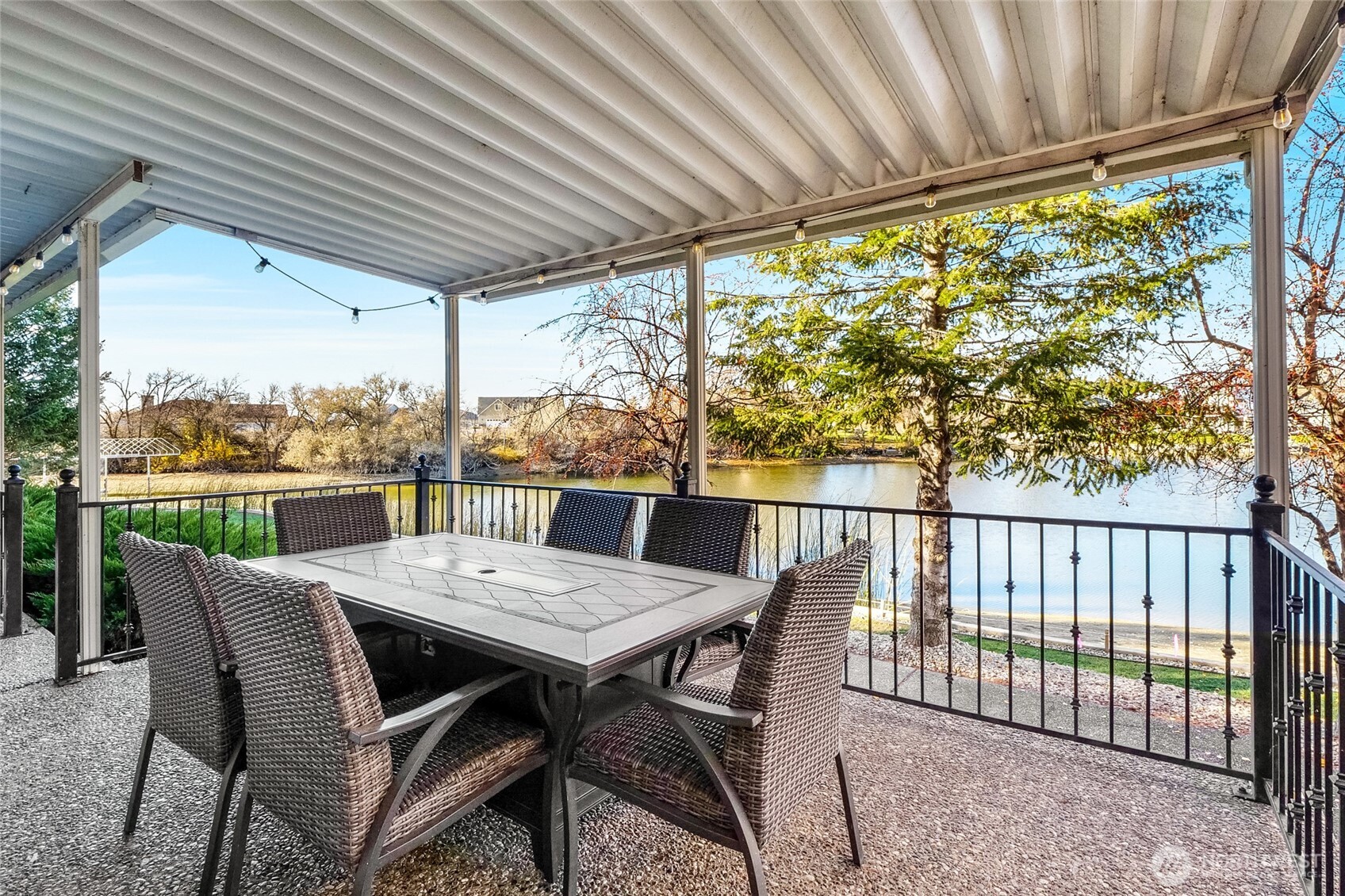 506 S Sandalwood Place Property Photo 4