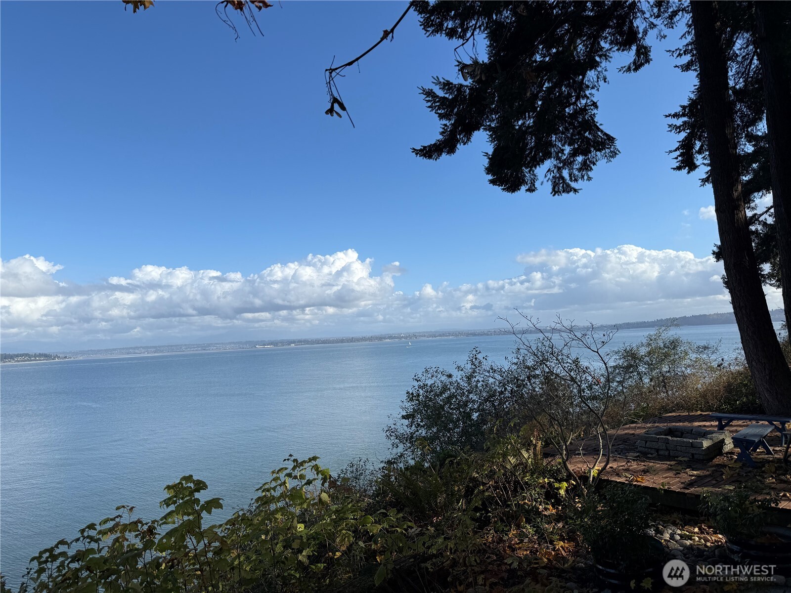 43 Beach Way Property Photo 2