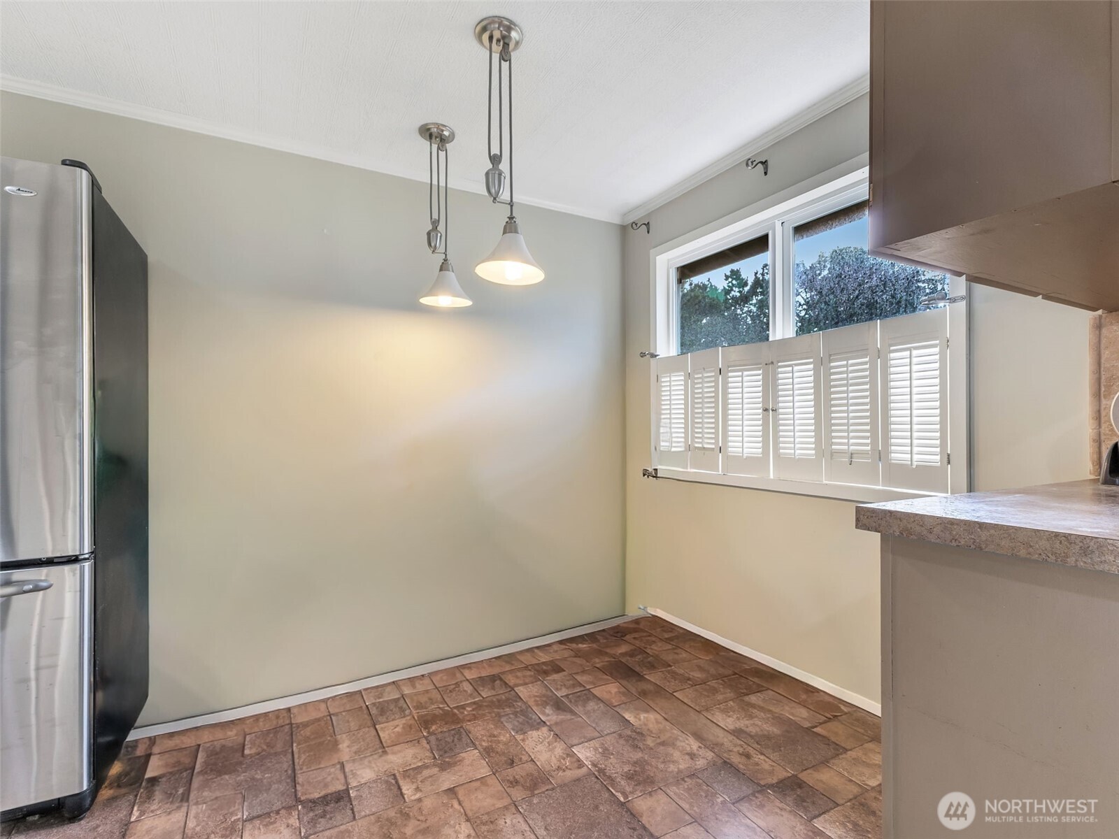 23716 J Place Property Photo 15