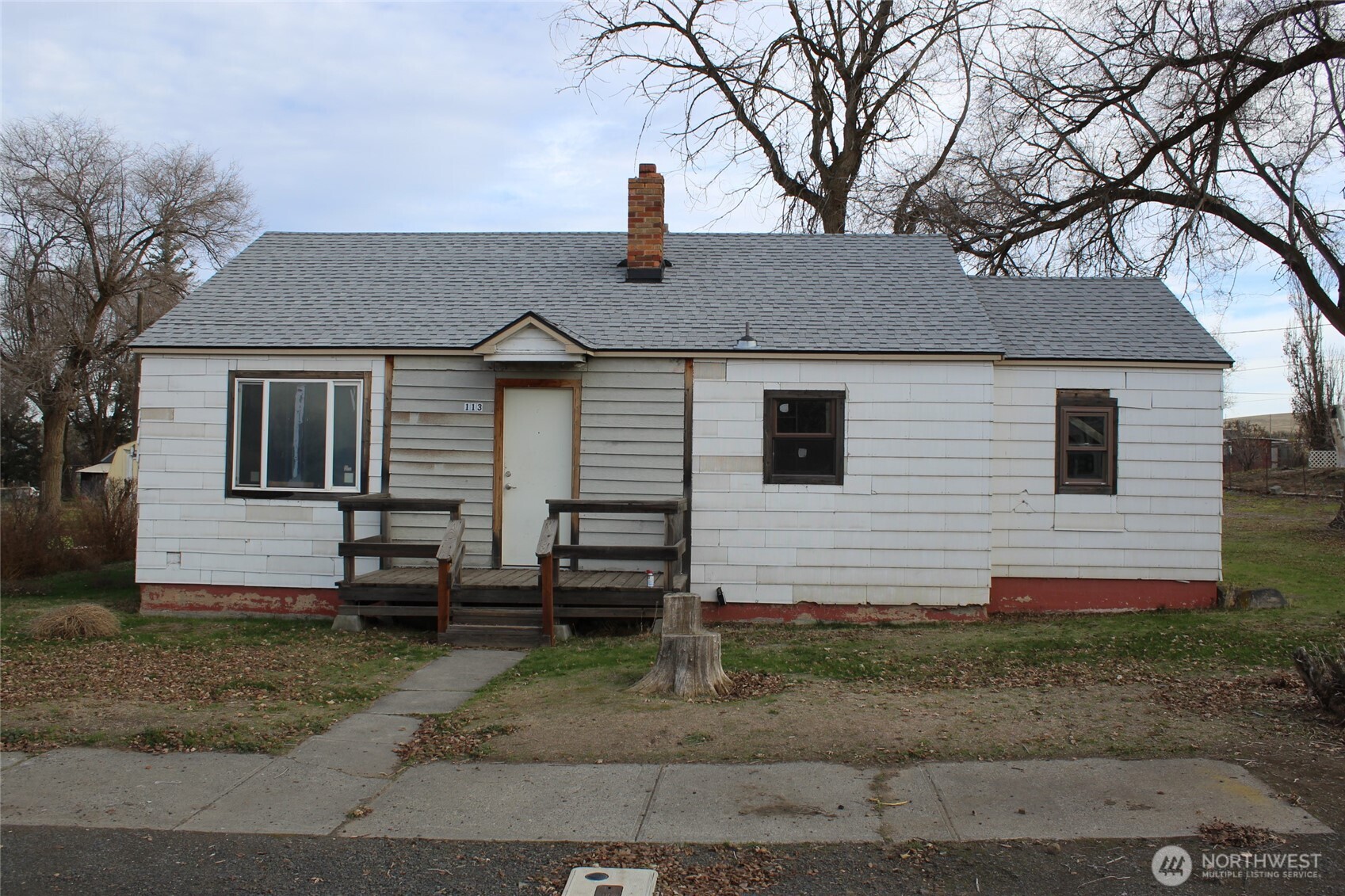 113 S Lutcher Avenue Property Photo 1
