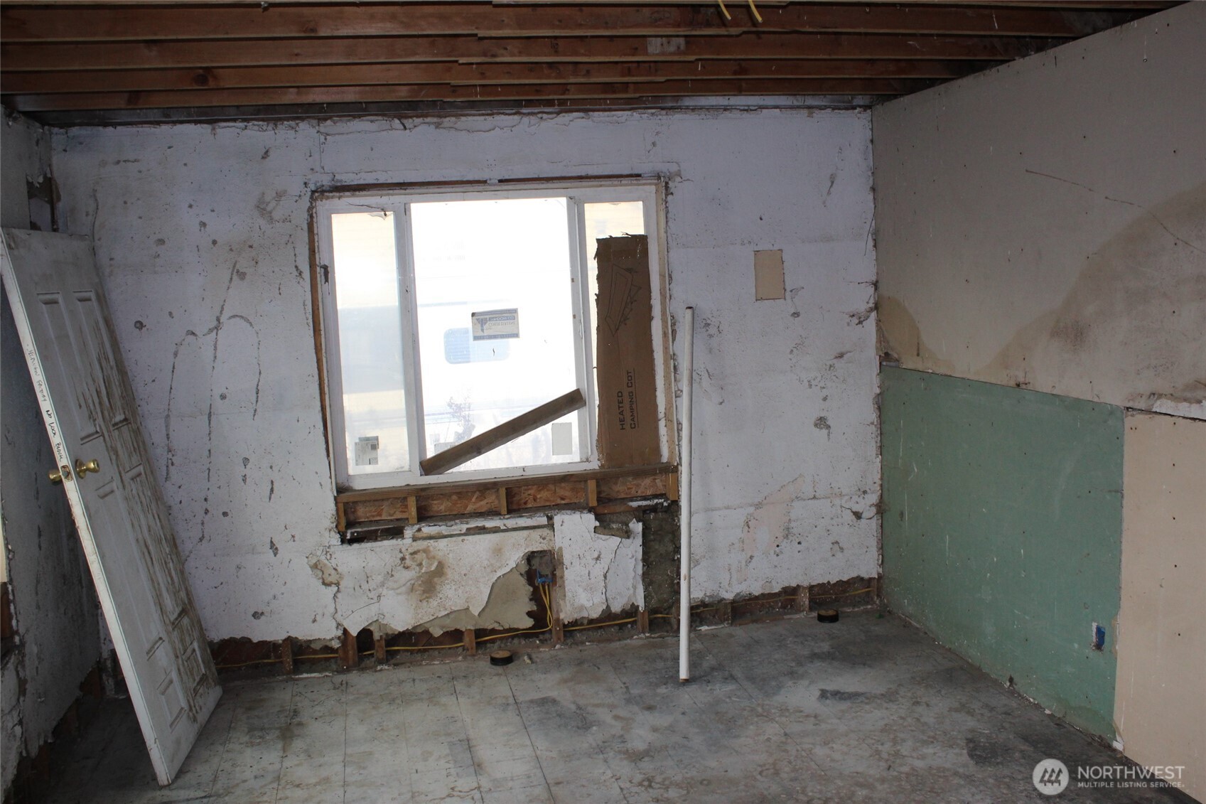 113 S Lutcher Avenue Property Photo 4