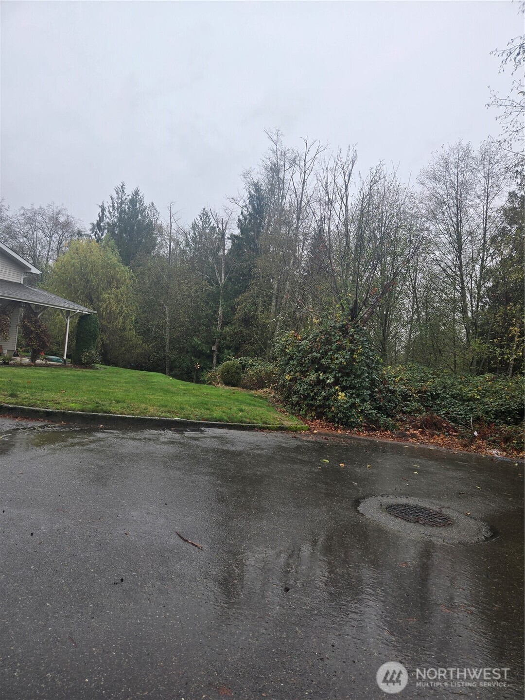 4 Se Sinclair View Drive Property Photo 2