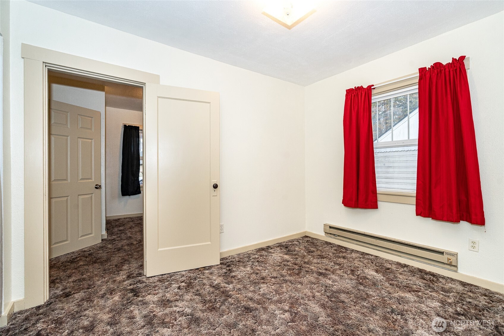 916 L Street Property Photo 14