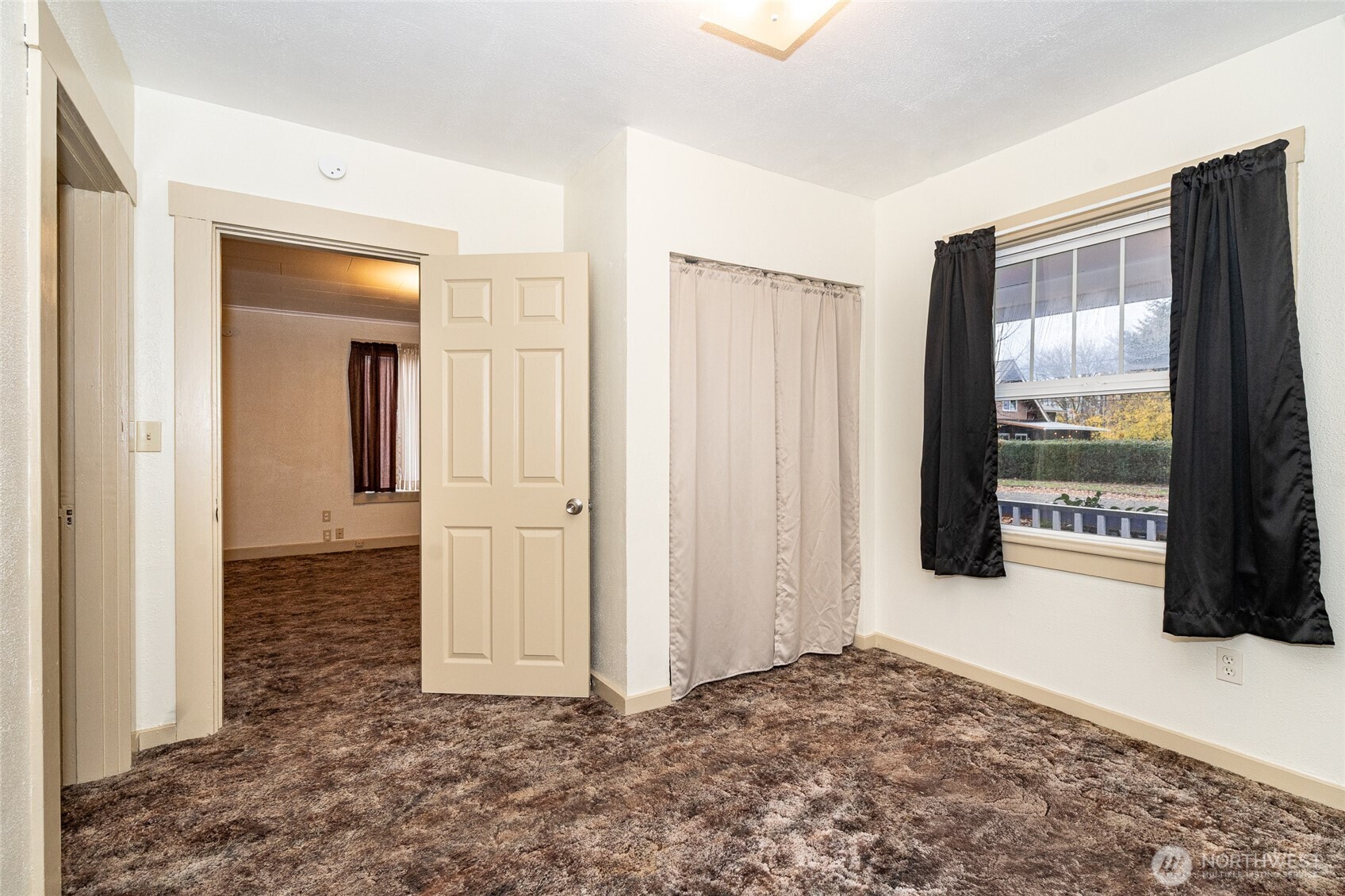 916 L Street Property Photo 16