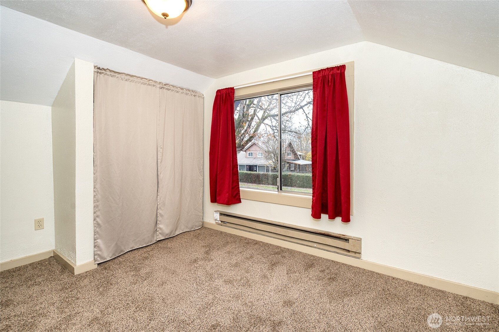 916 L Street Property Photo 18