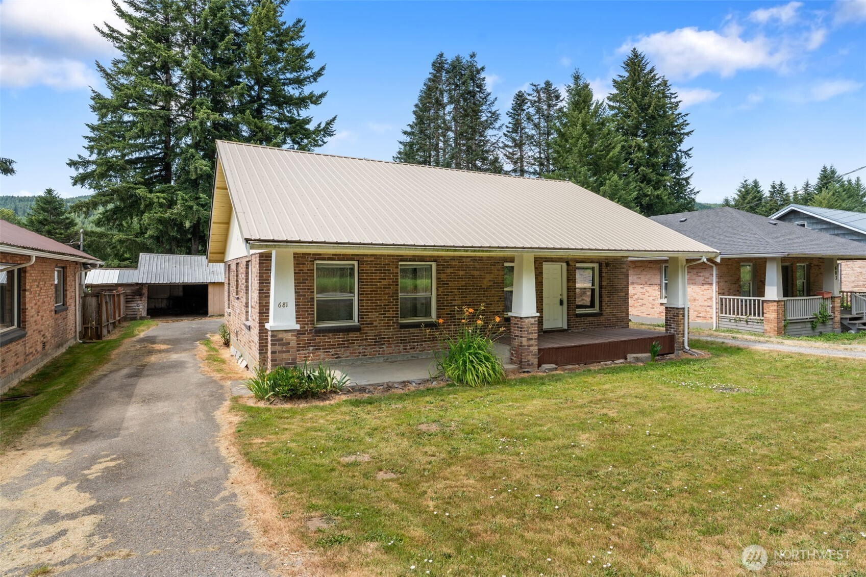 681 State Route 7 Property Photo 1