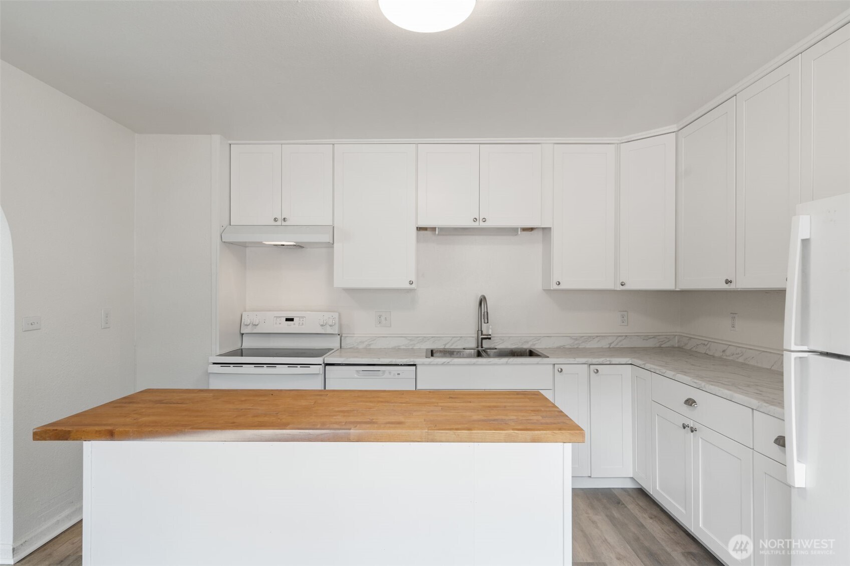 681 State Route 7 Property Photo 14