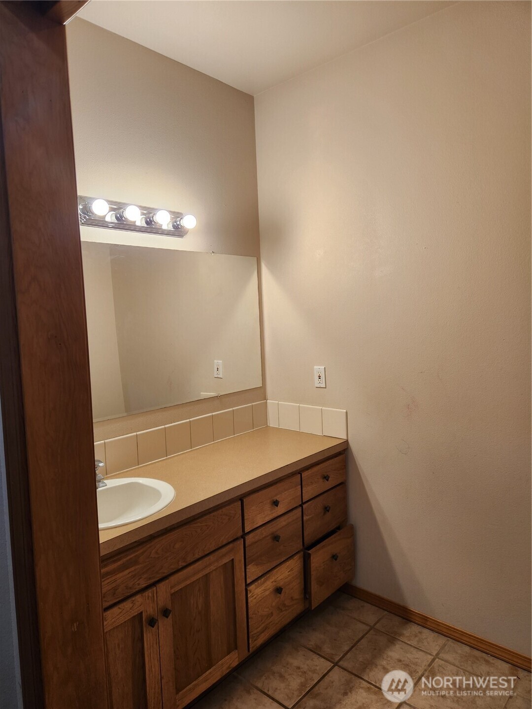 410 412 Ne 3rd Avenue Property Photo 15