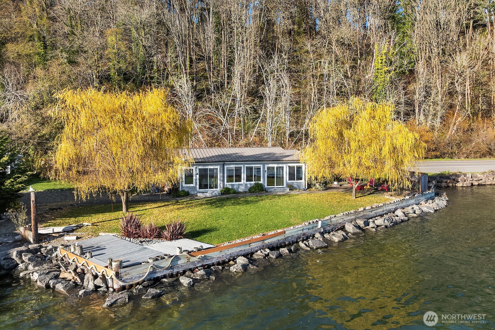 24410 Vashon Highway Property Photo 1