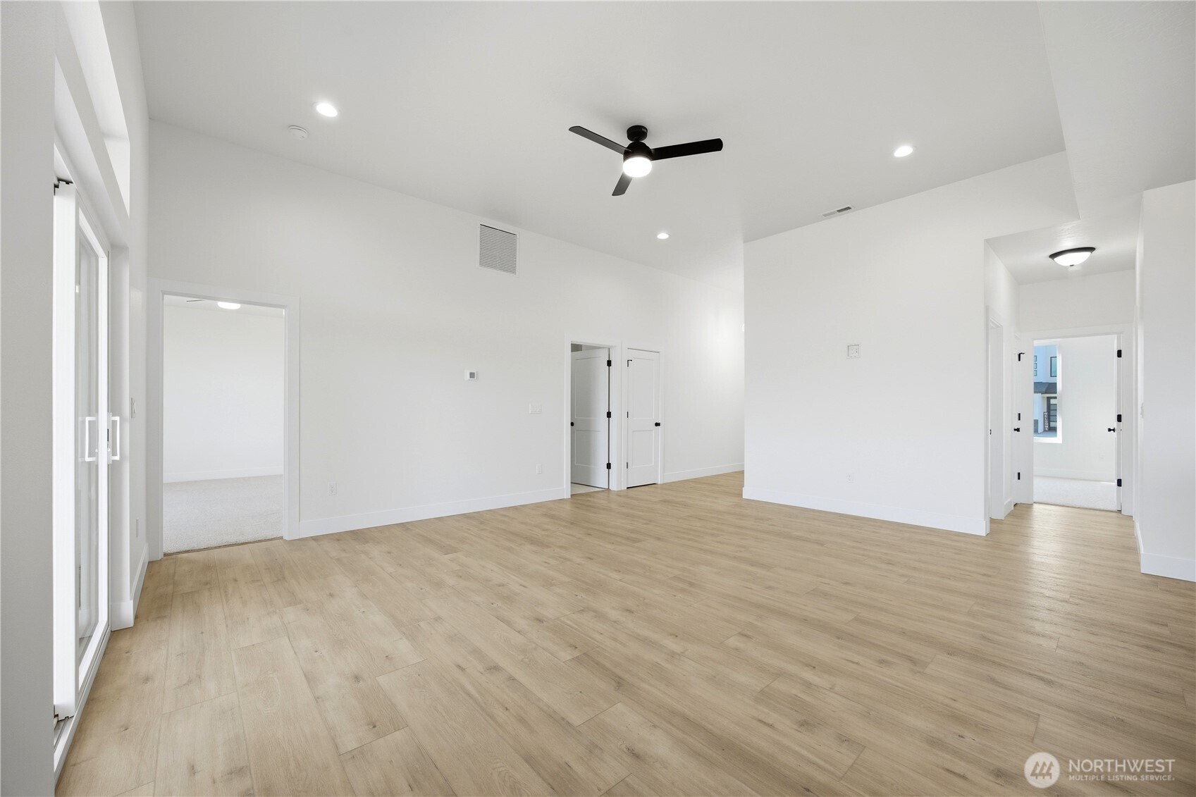 1605 7th Avenue Property Photo 3